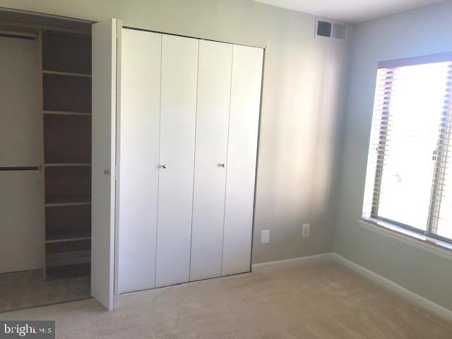 WOODLAKE TOWERS - Residential