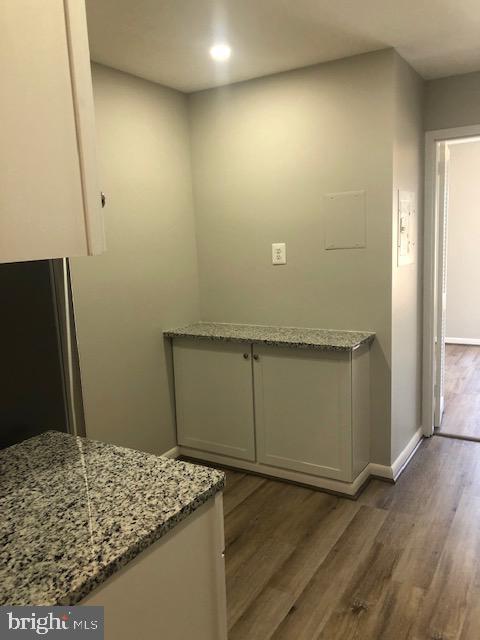 WOODLAKE TOWERS - Residential