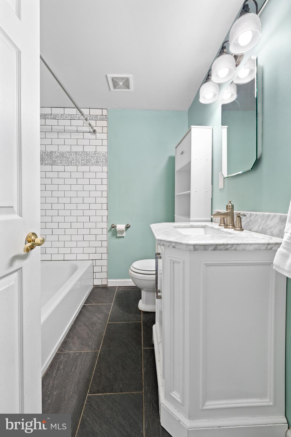 ABINGTON - Residential Lease