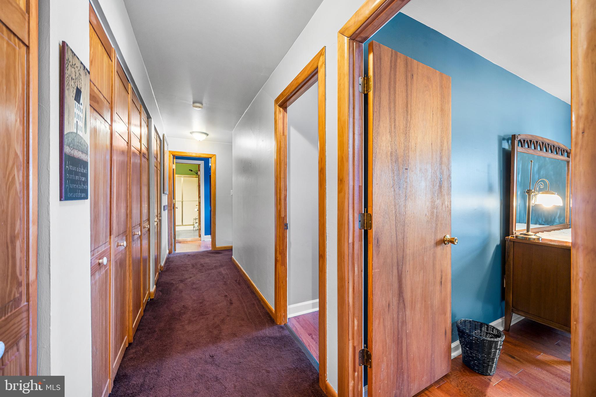 WHITPAIN HILLS - Residential