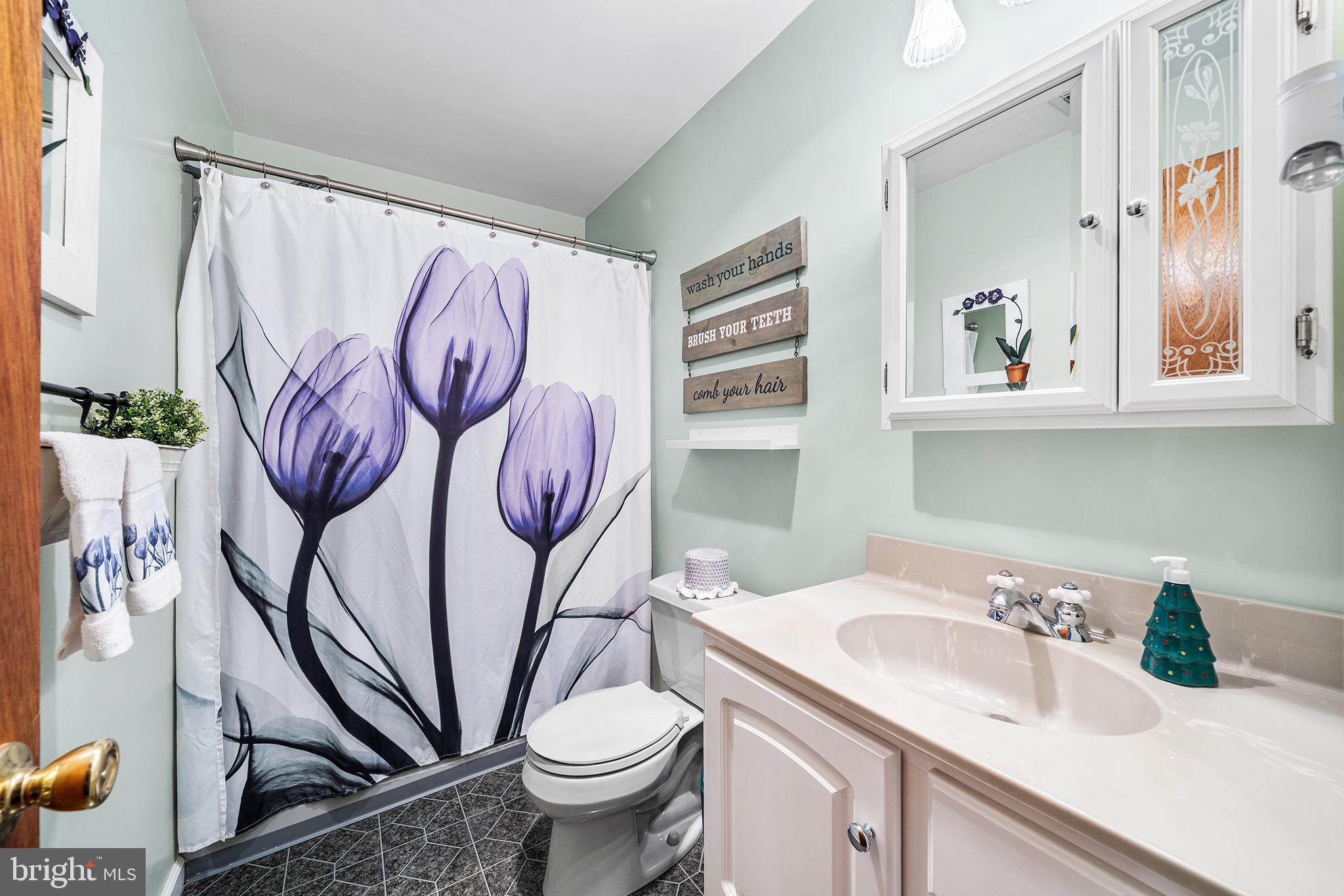 WHITPAIN HILLS - Residential