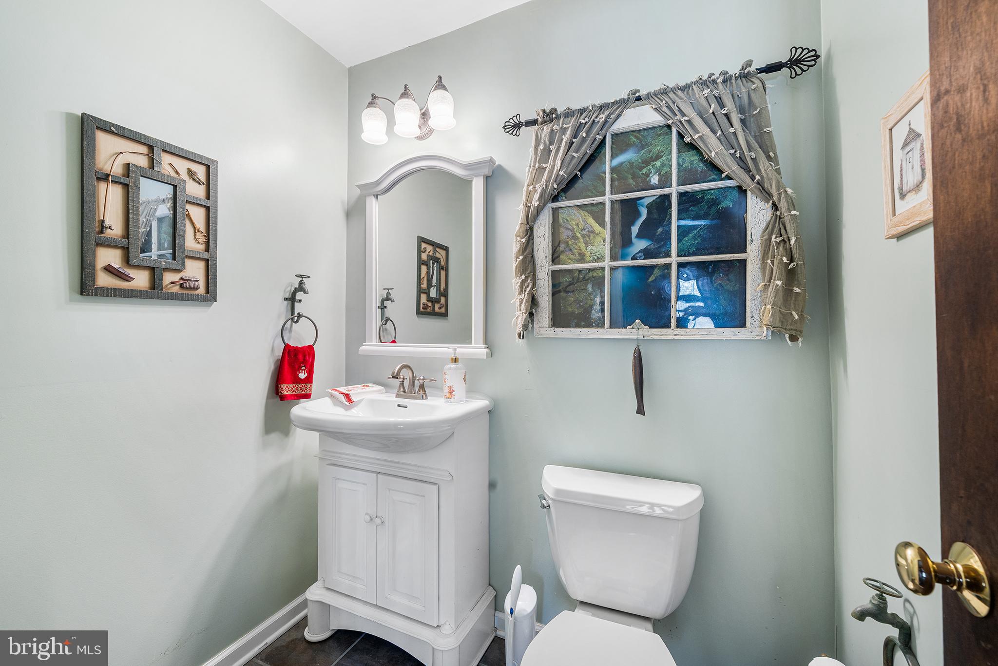 WHITPAIN HILLS - Residential