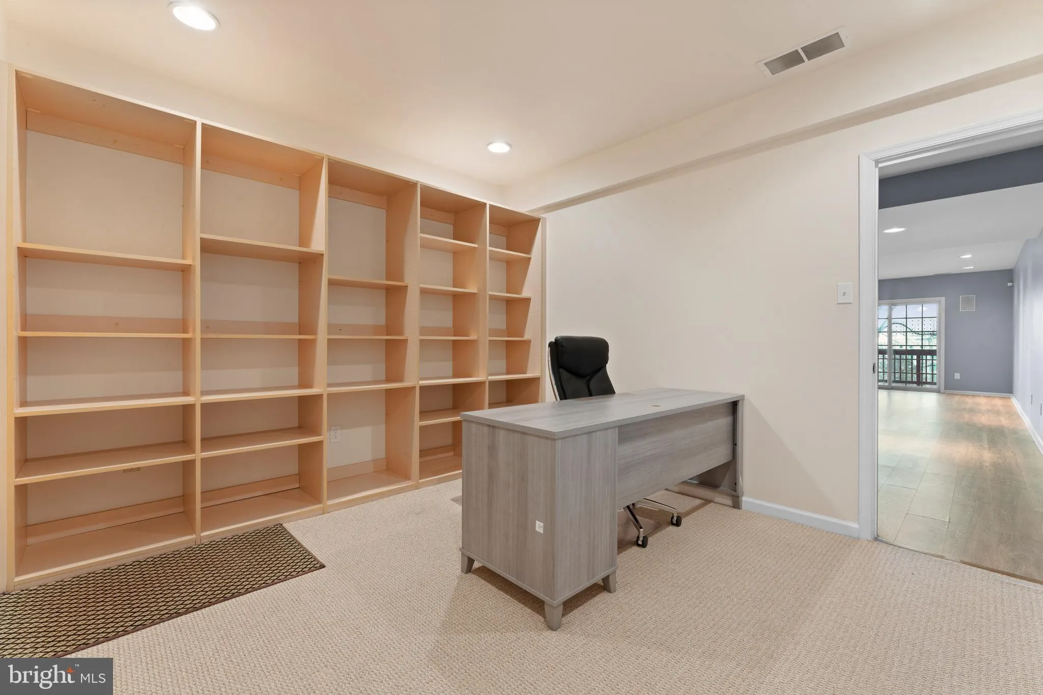 Conshohocken, Pennsylvania 19428, United States, 4 Bedrooms Bedrooms, ,4 BathroomsBathrooms,Residential,Active,76557