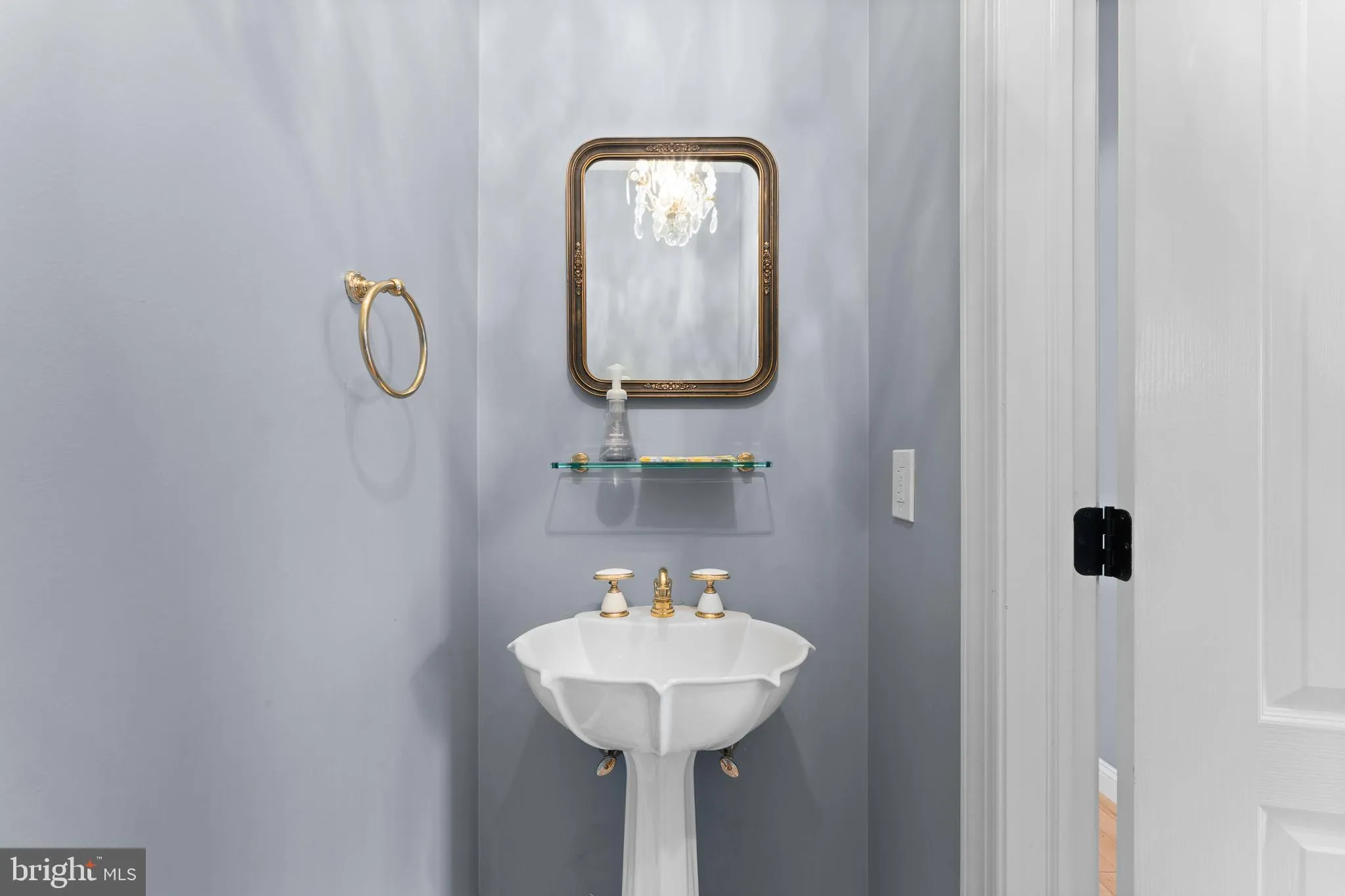 Conshohocken, Pennsylvania 19428, United States, 4 Bedrooms Bedrooms, ,4 BathroomsBathrooms,Residential,Active,76557