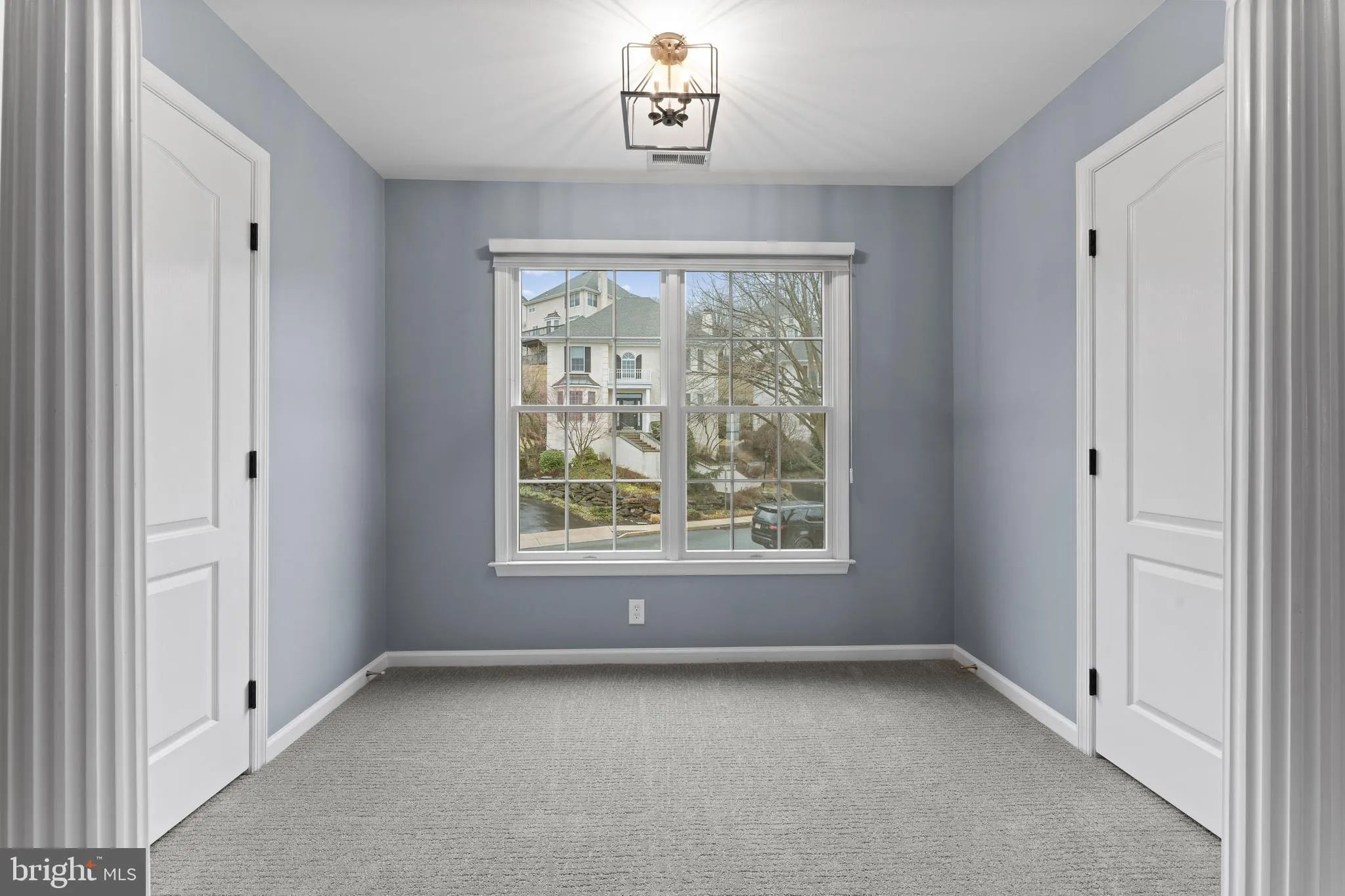 Conshohocken, Pennsylvania 19428, United States, 4 Bedrooms Bedrooms, ,4 BathroomsBathrooms,Residential,Active,76557