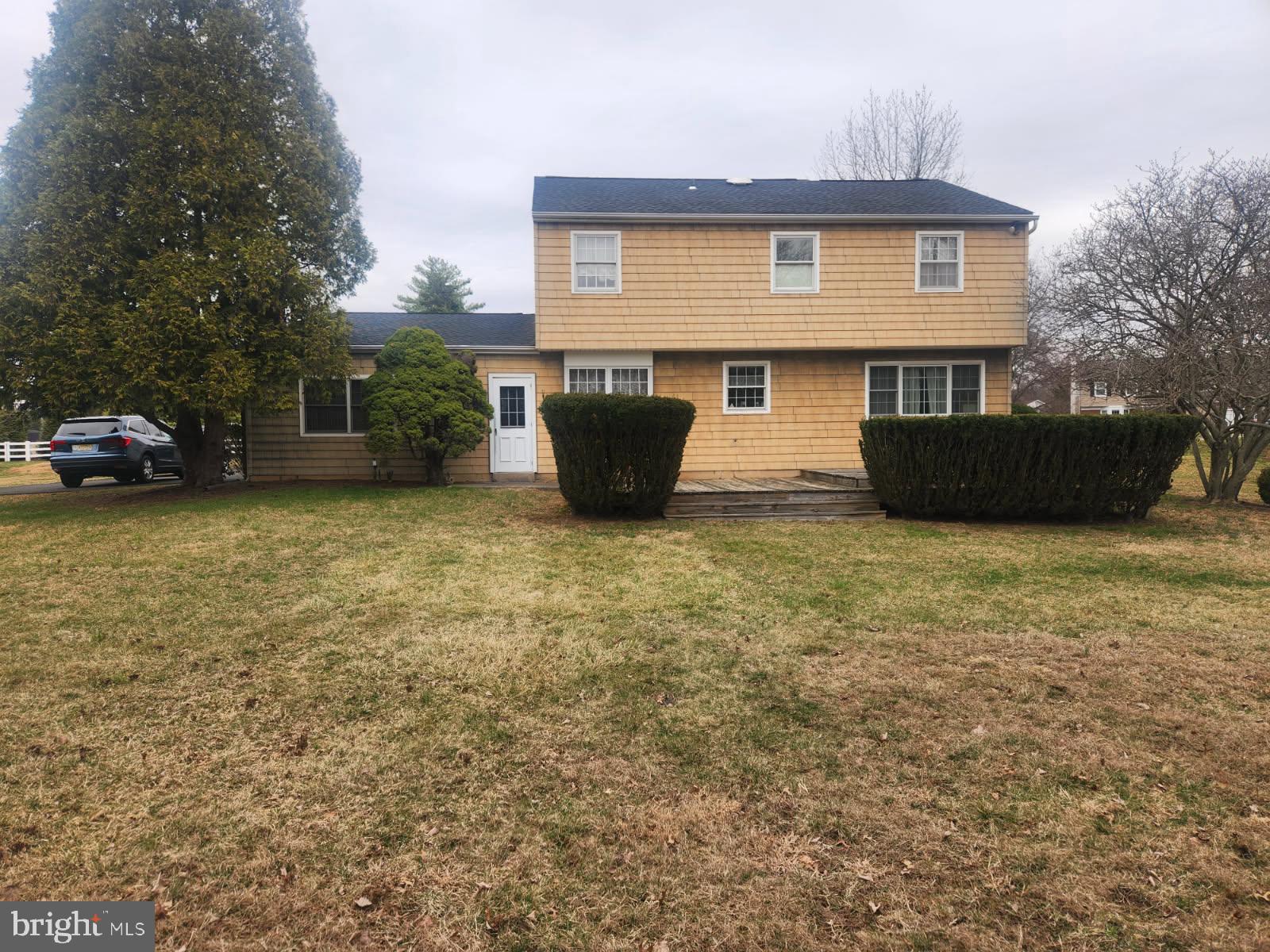 FAIRWAYS - Residential