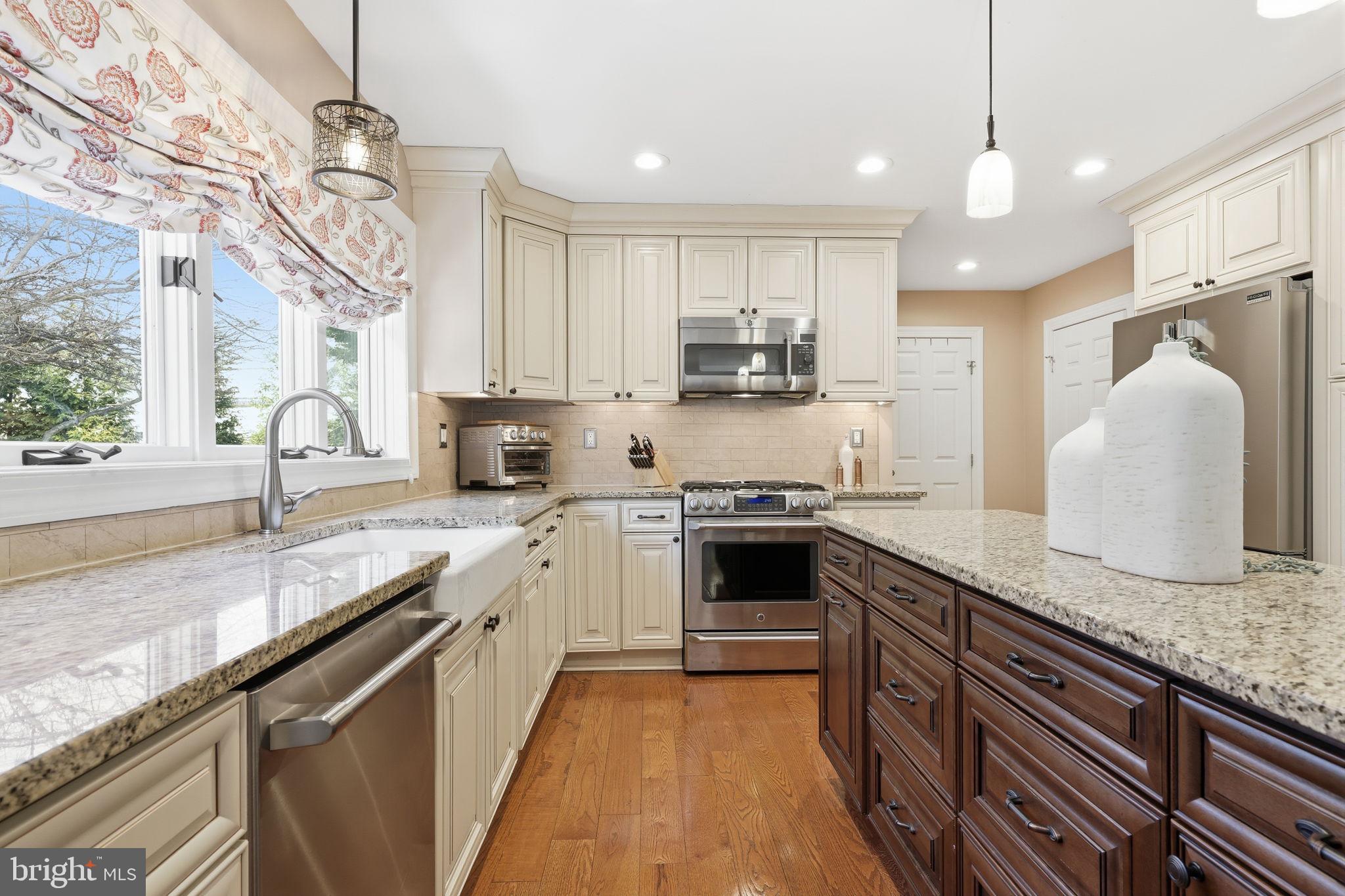 FARMVIEW - Residential