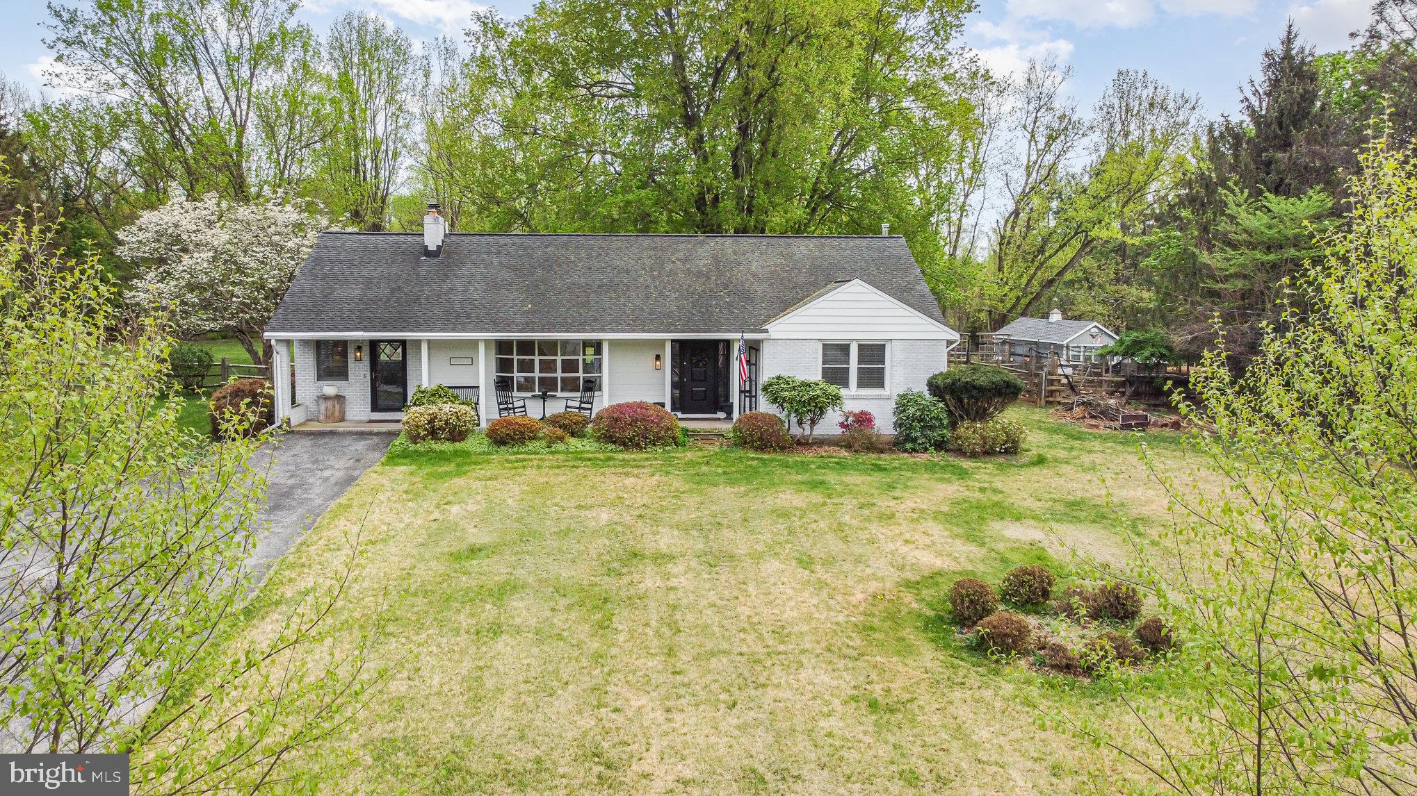1119 GREENWAY ROAD