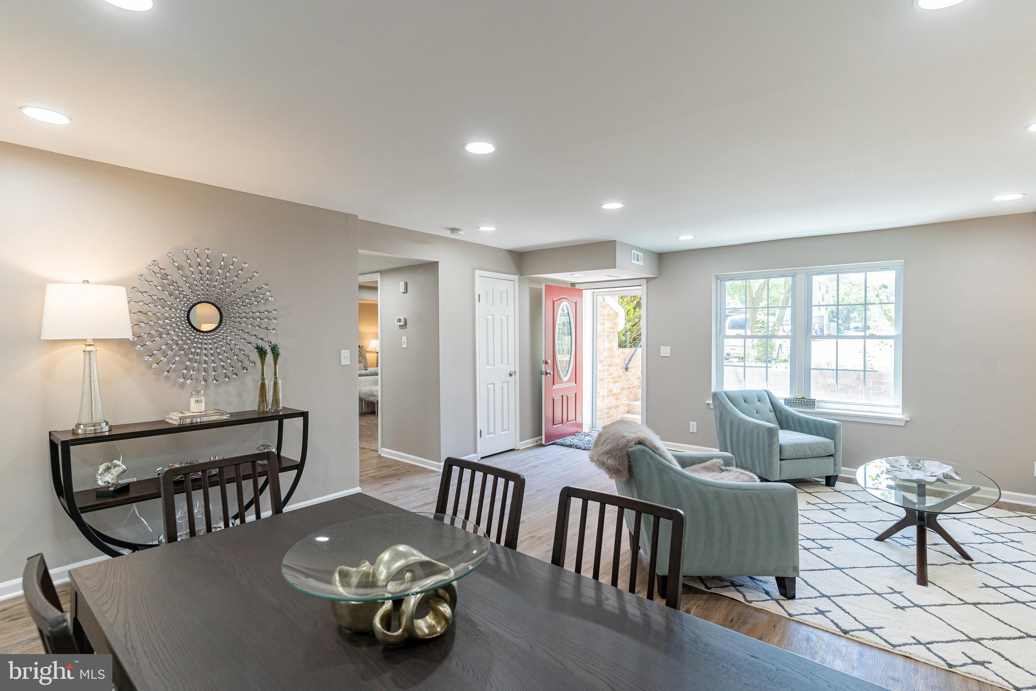 ARBORY CONDOS - Residential