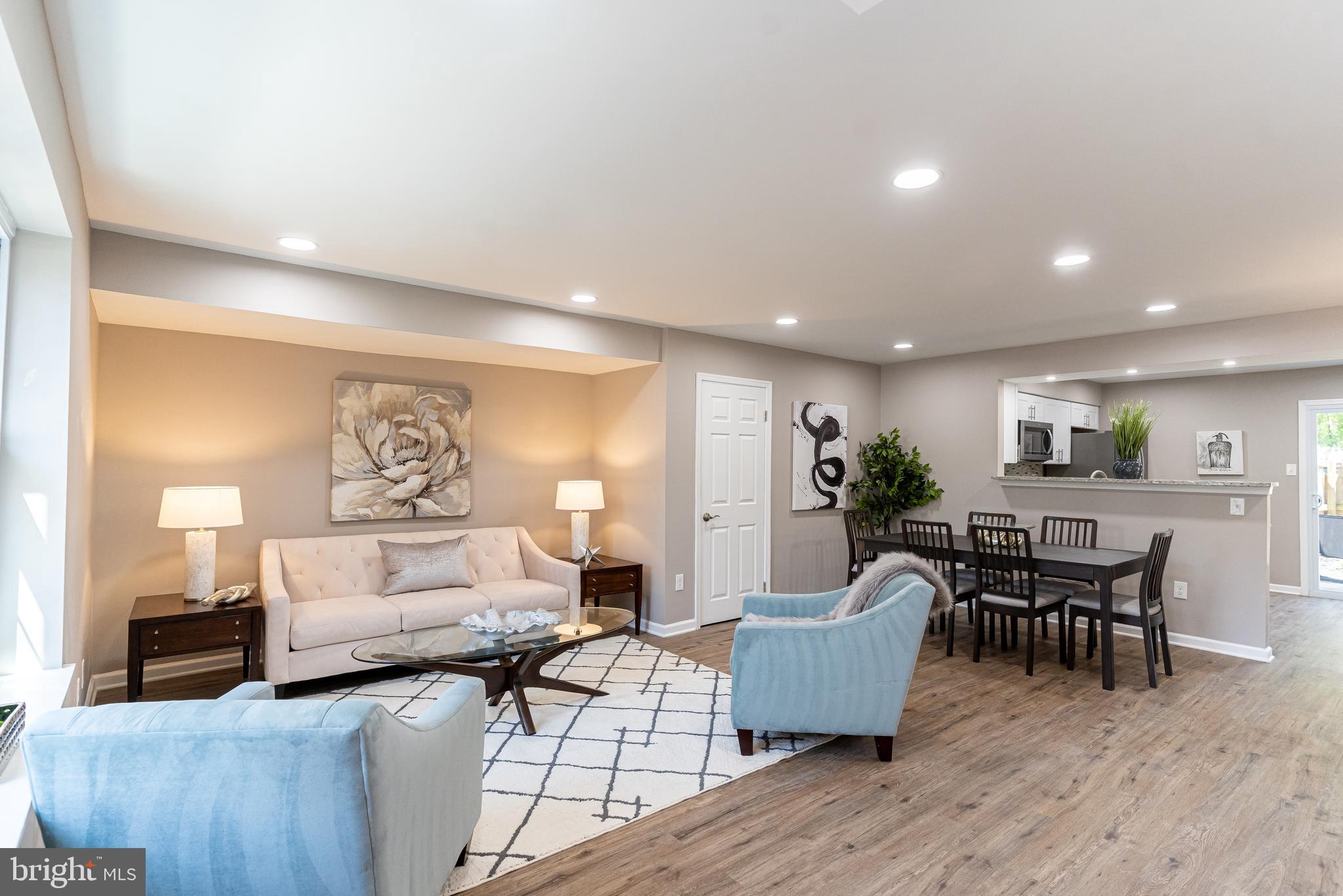 ARBORY CONDOS - Residential