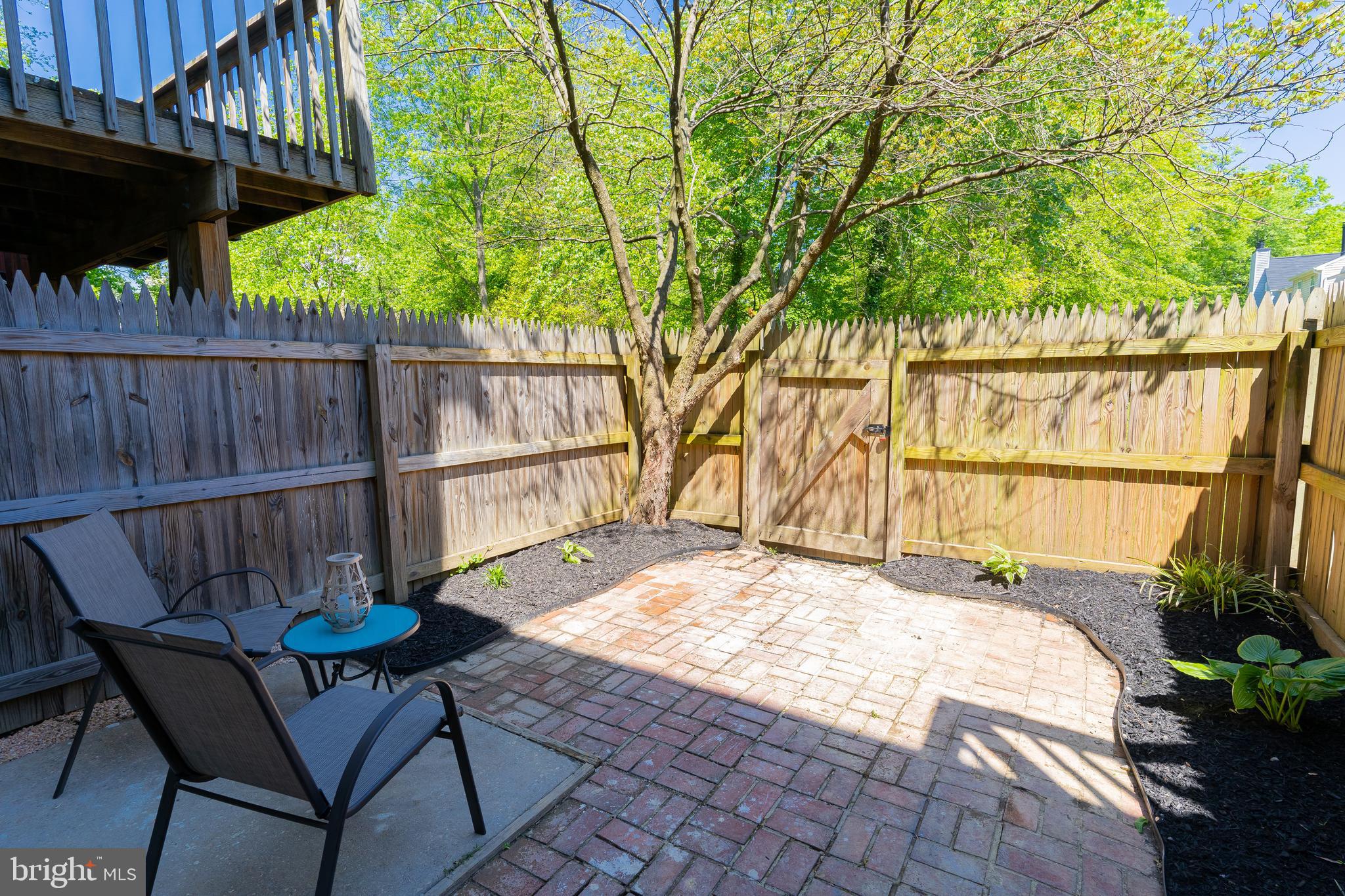 ARBORY CONDOS - Residential