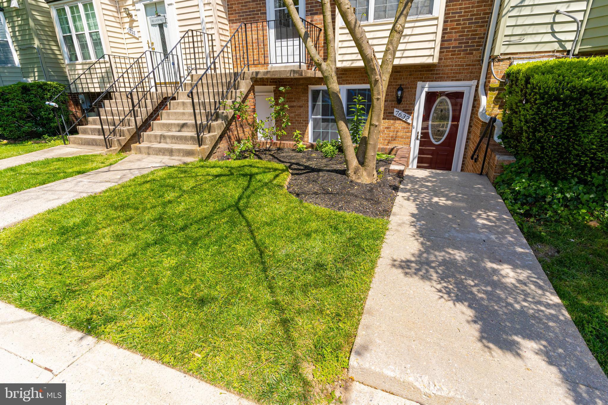 ARBORY CONDOS - Residential