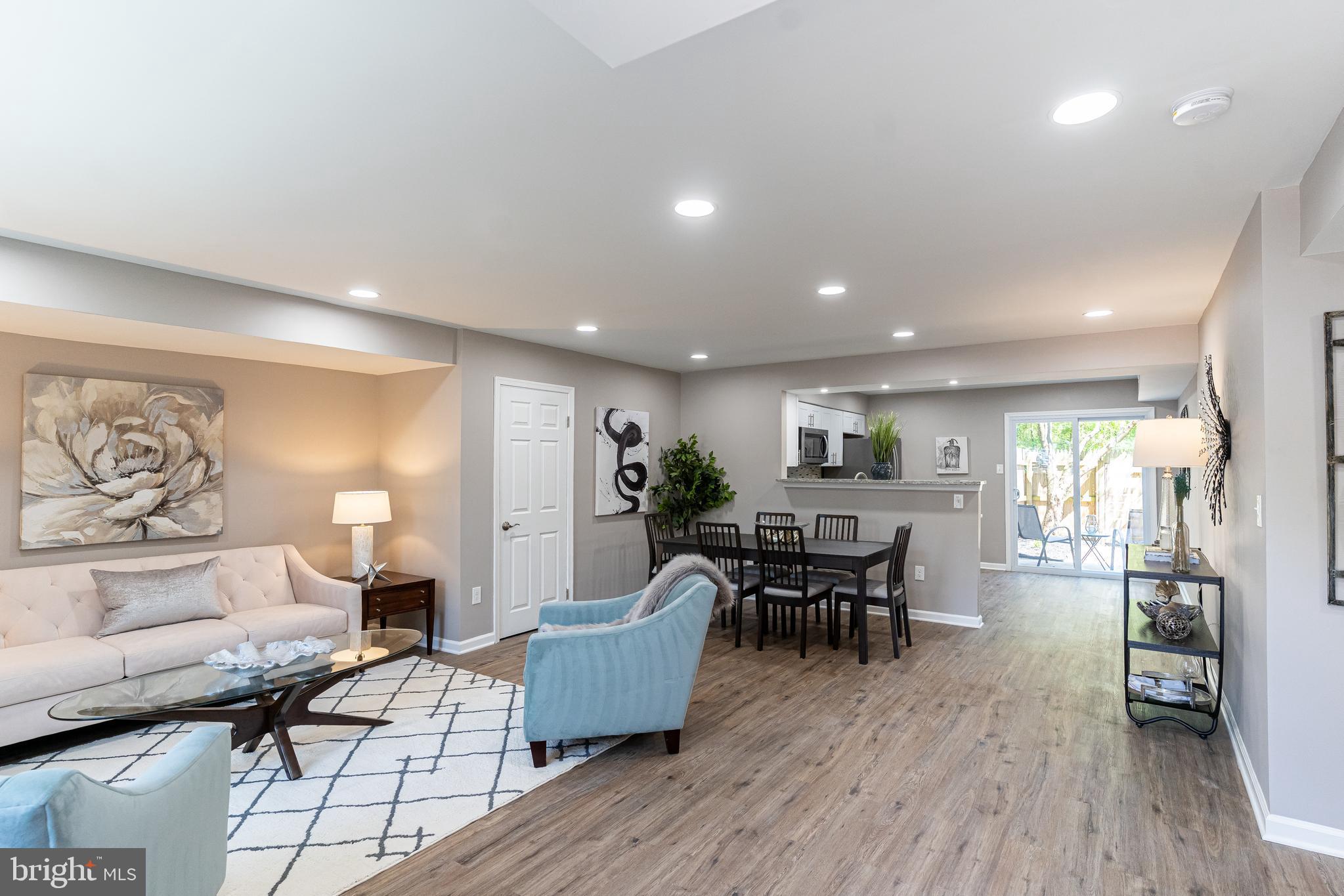 ARBORY CONDOS - Residential