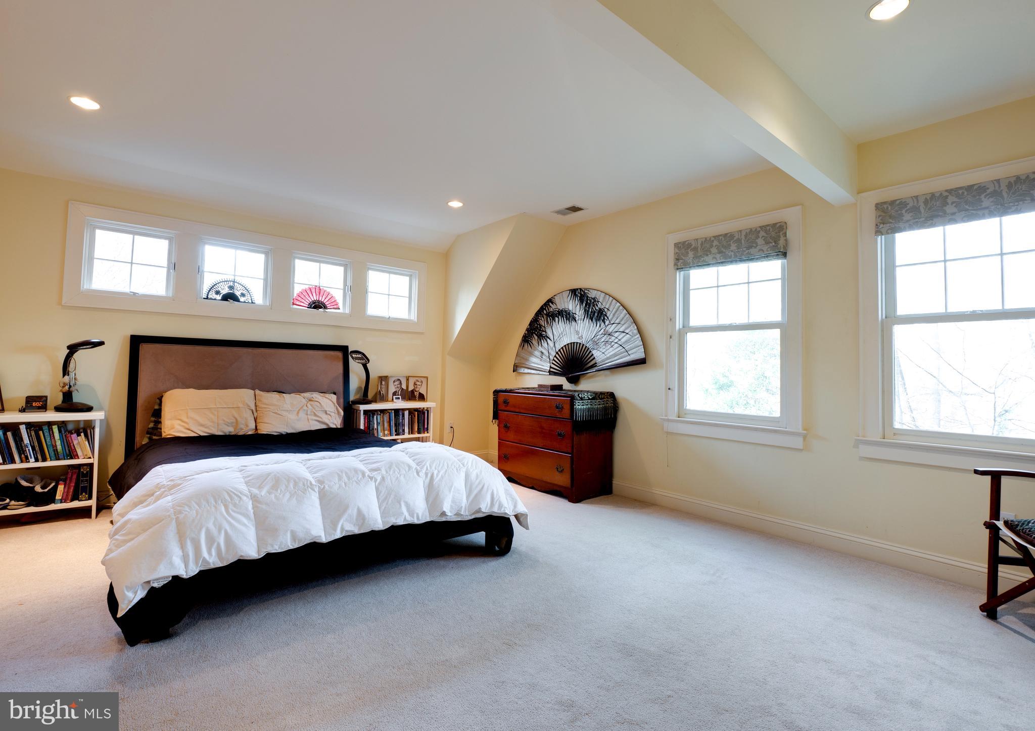 HILLMEAD - Residential