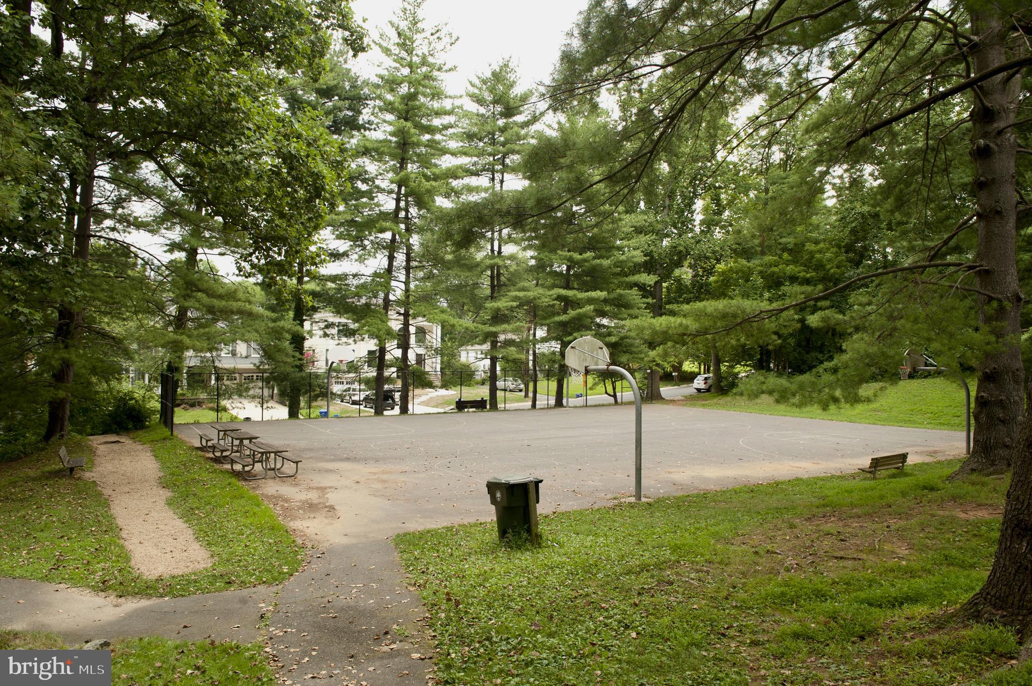 HILLMEAD - Residential