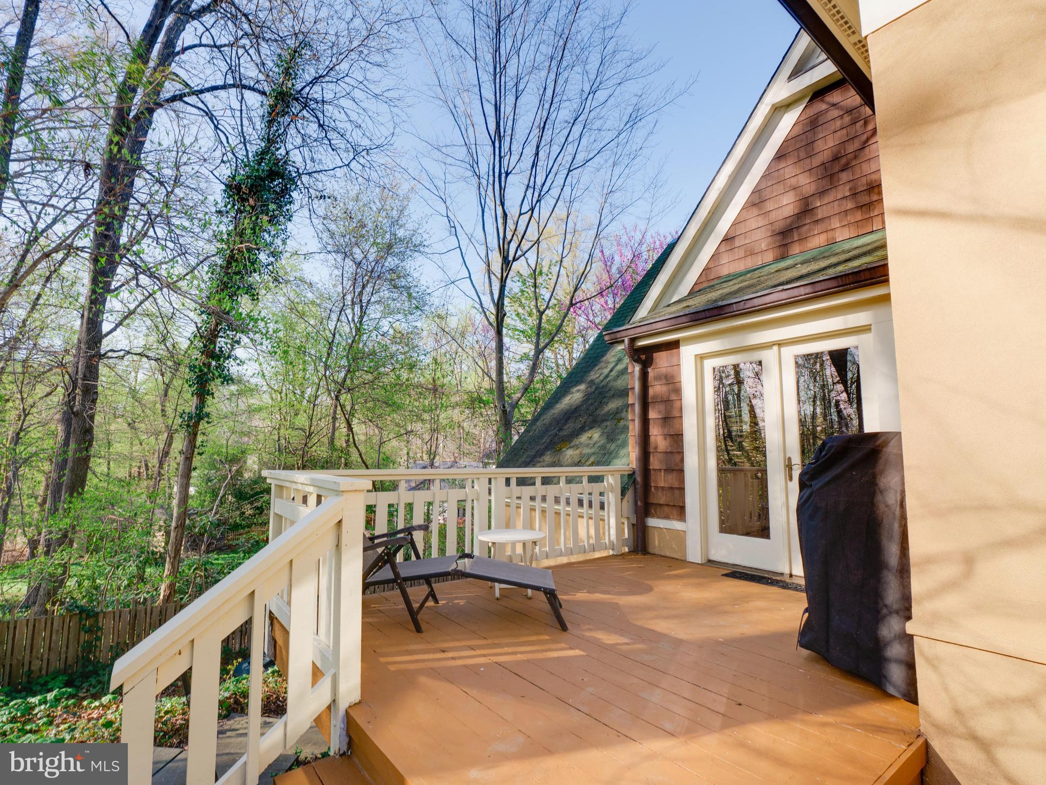 HILLMEAD - Residential