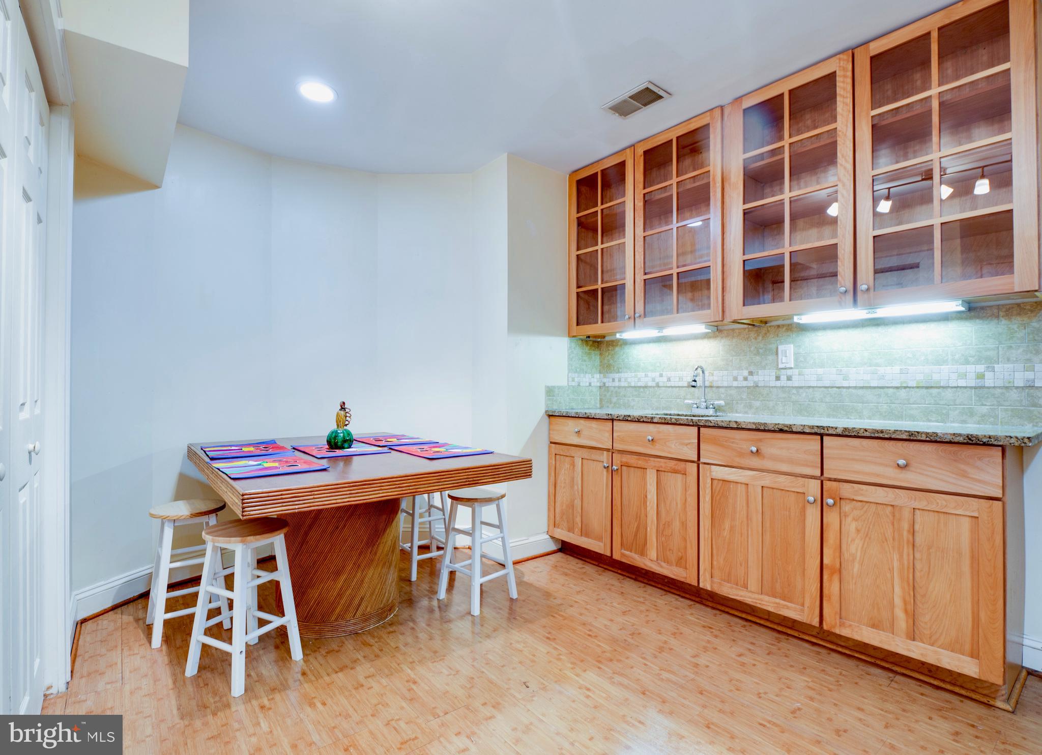 HILLMEAD - Residential