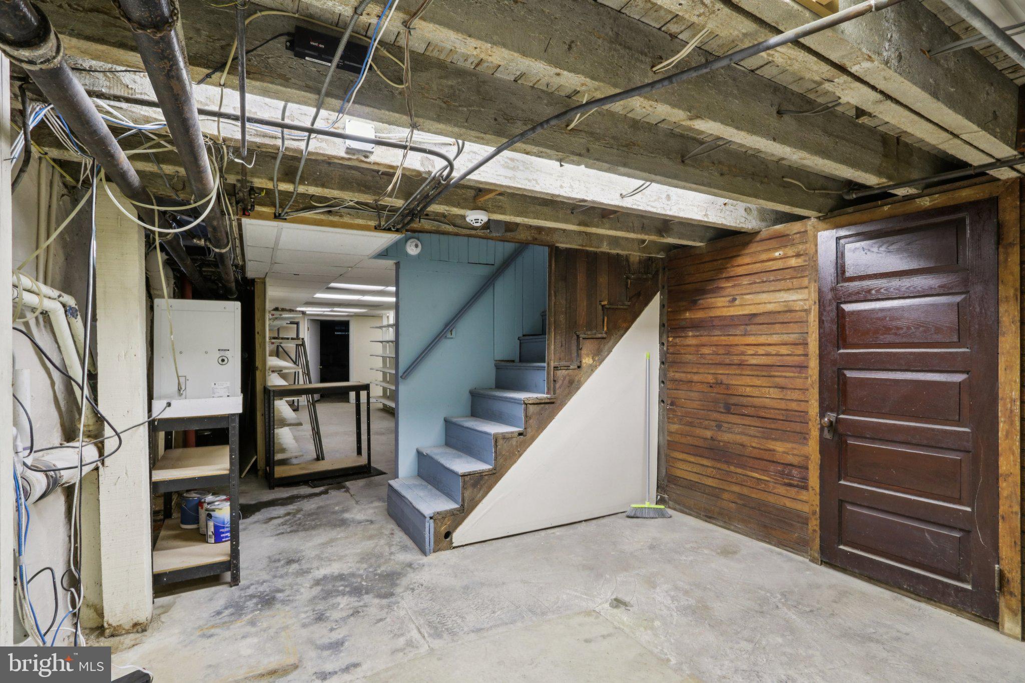 UNIVERSITY CITY - Residential