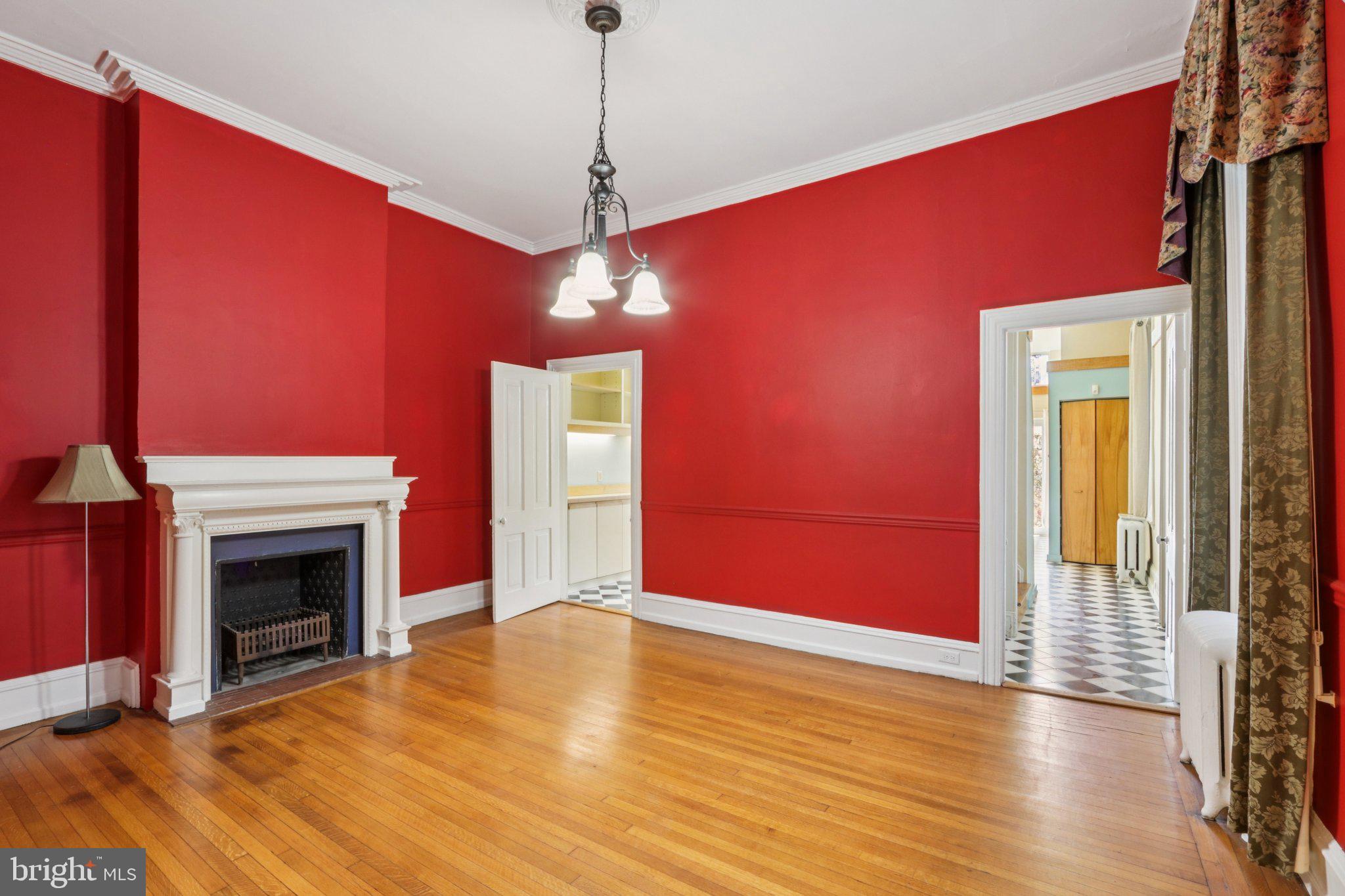 UNIVERSITY CITY - Residential