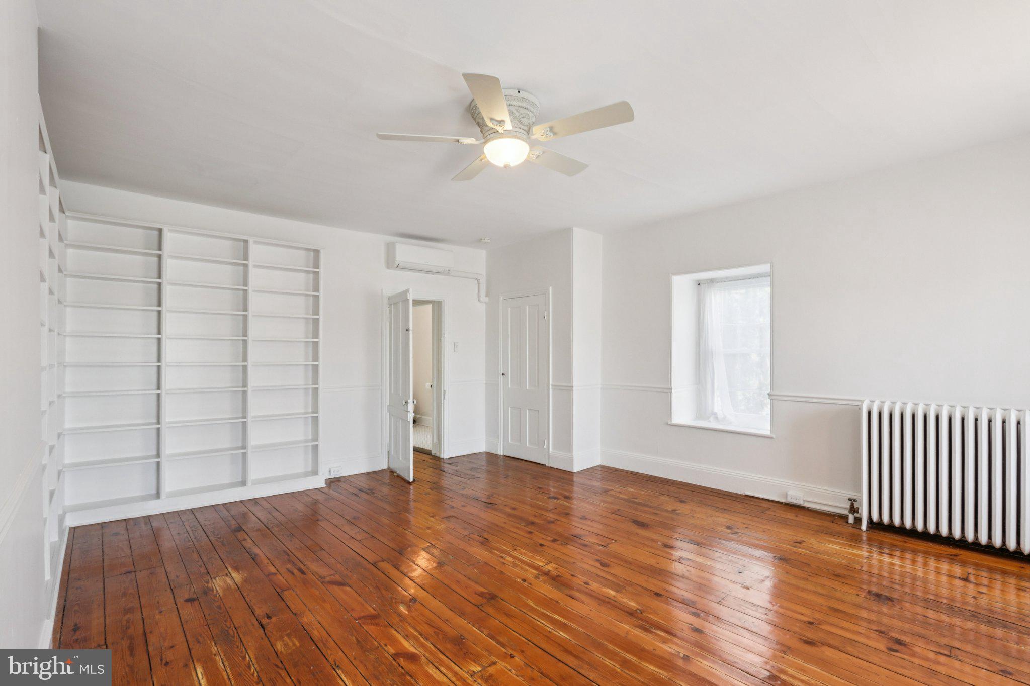 UNIVERSITY CITY - Residential