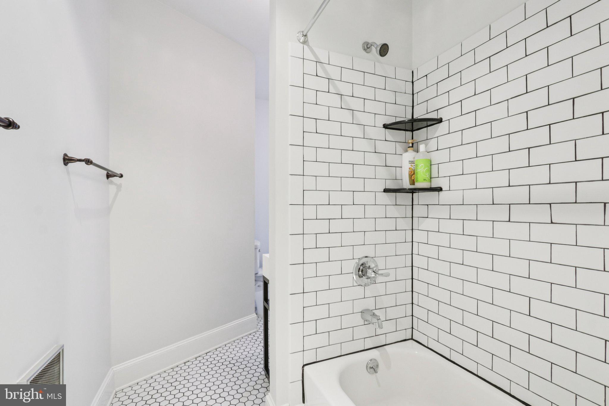 UNIVERSITY CITY - Residential