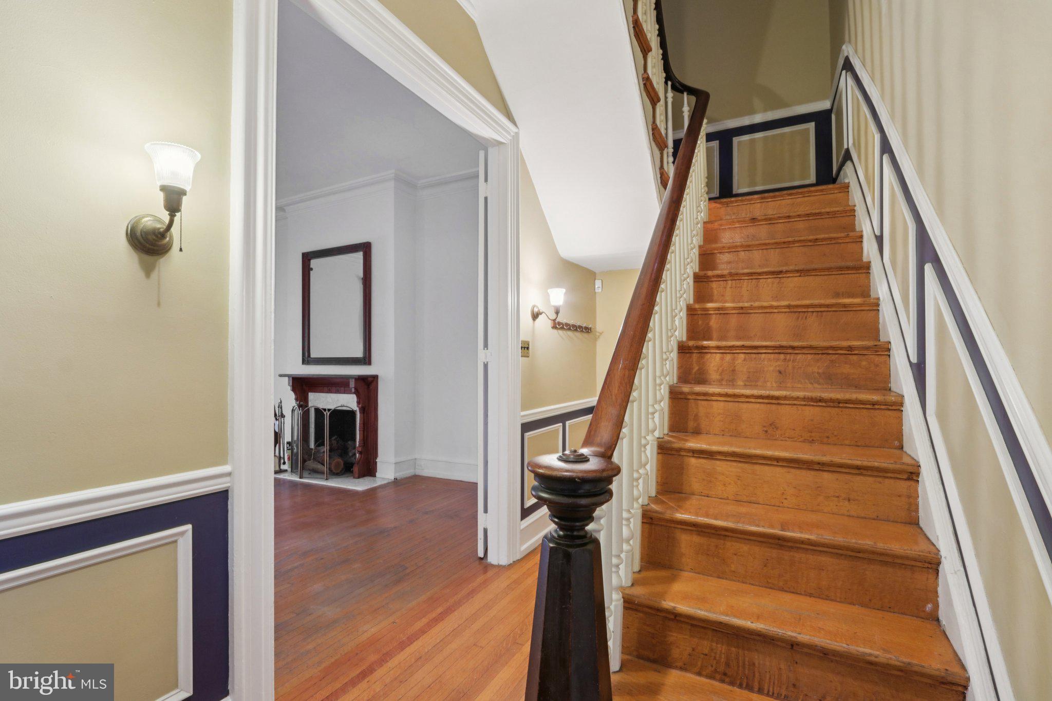 UNIVERSITY CITY - Residential