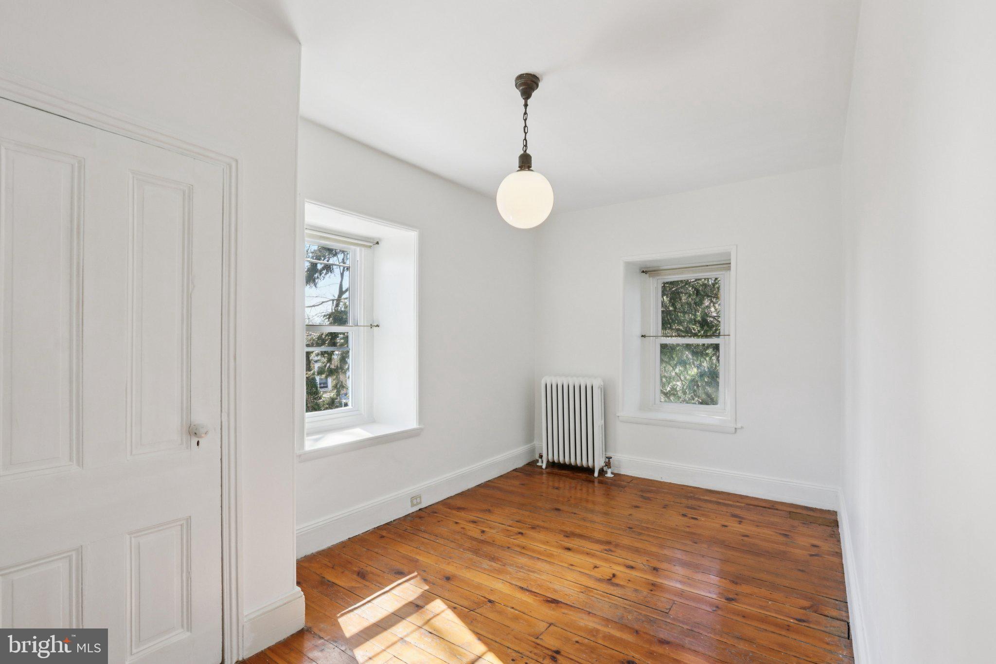 UNIVERSITY CITY - Residential