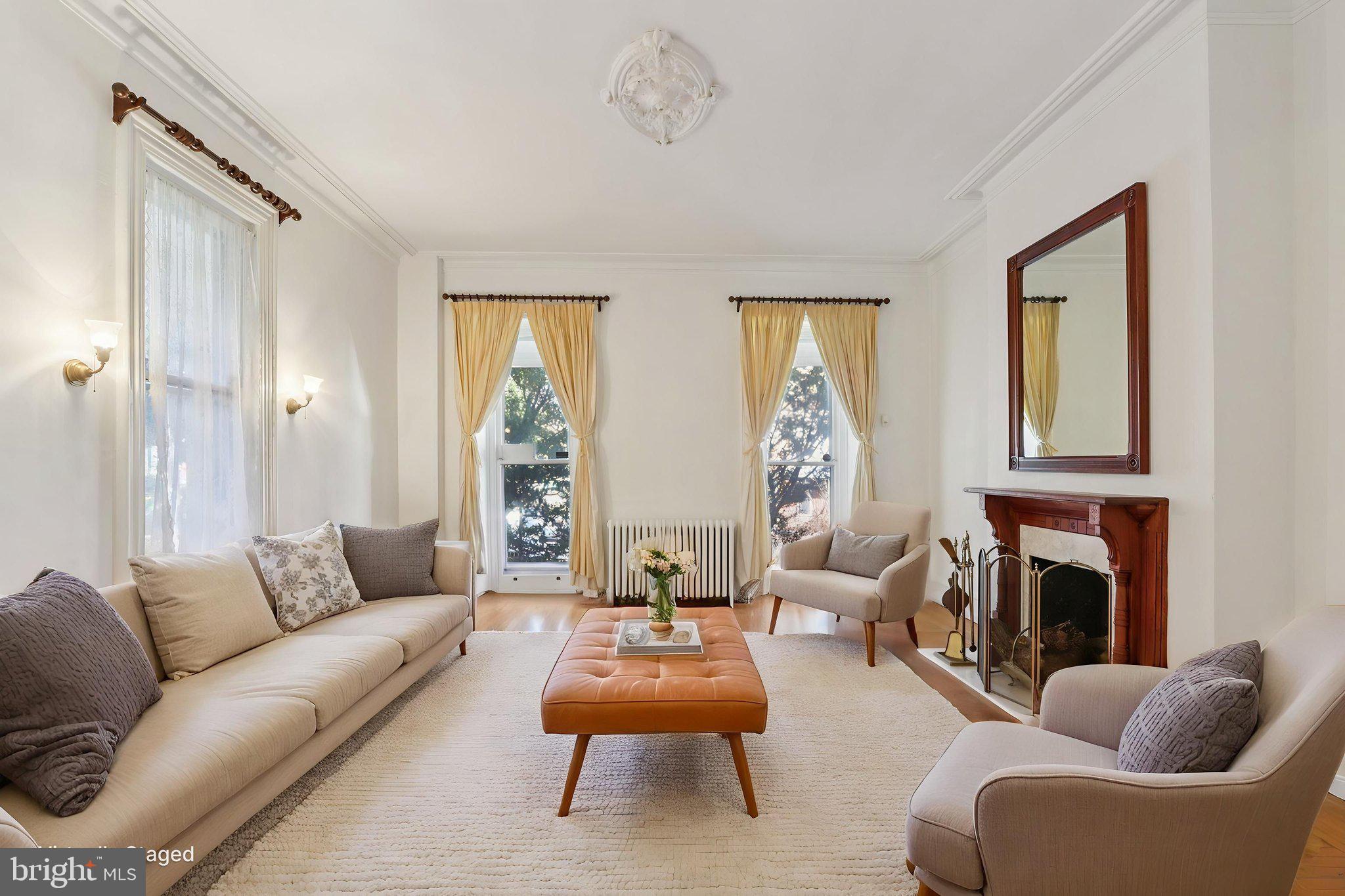 UNIVERSITY CITY - Residential