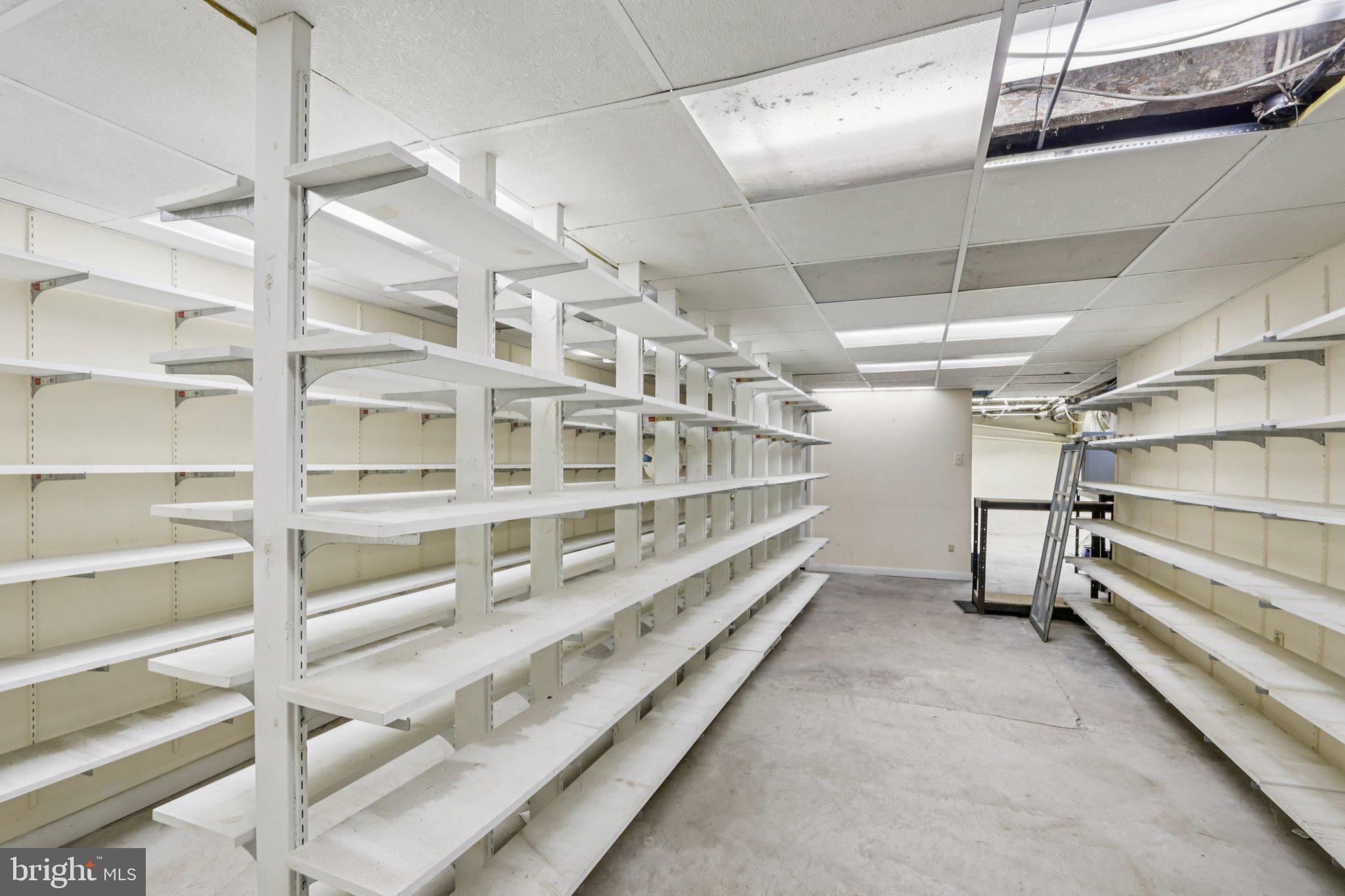 UNIVERSITY CITY - Residential