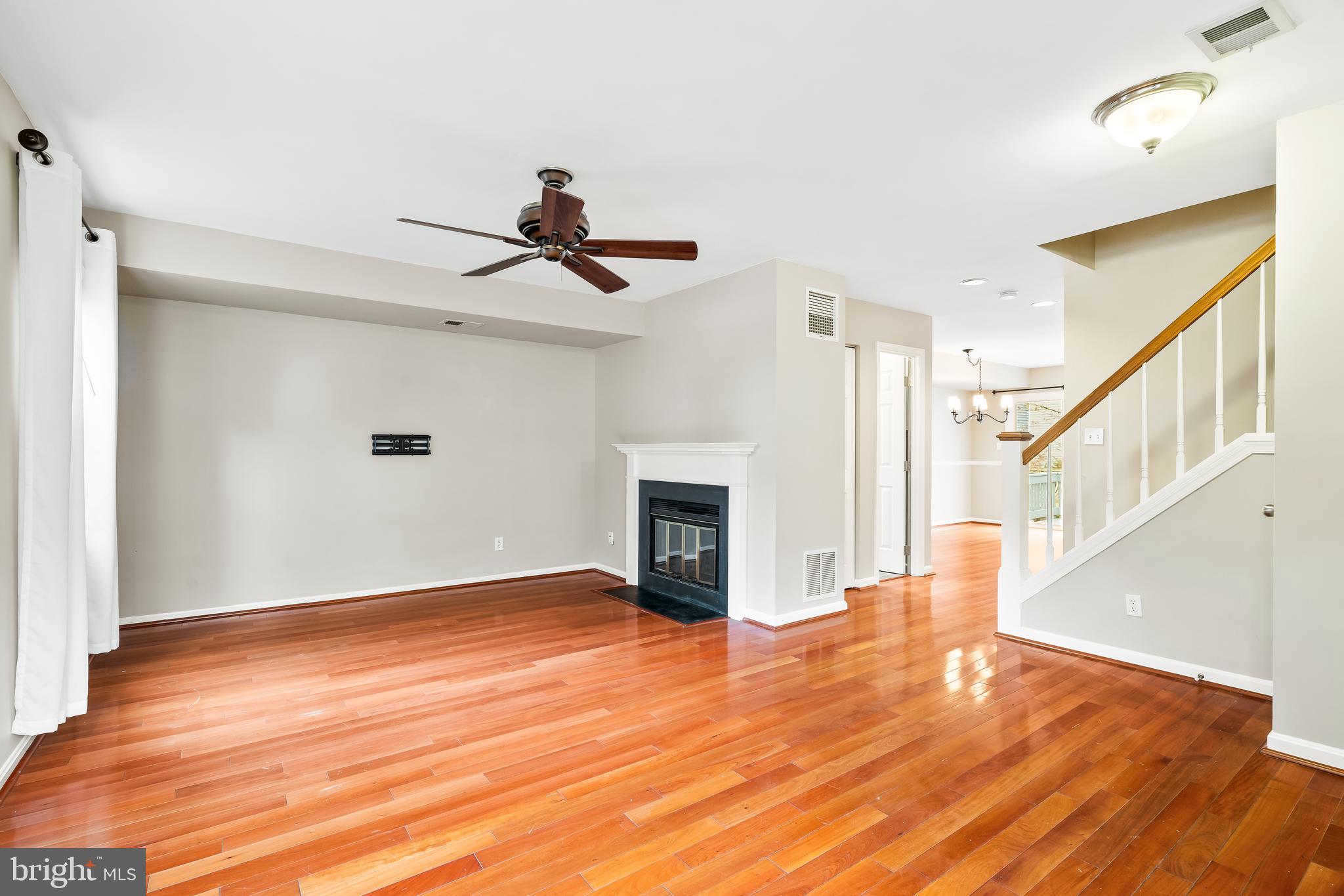 7243 RIDING HOOD CIRCLE