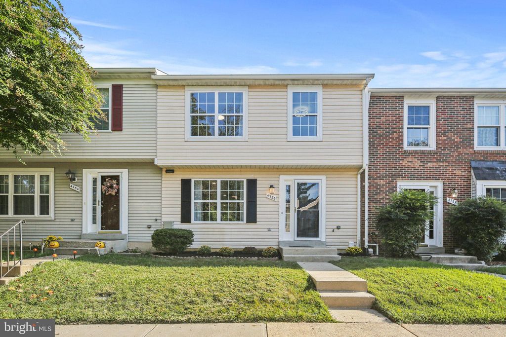 Photo of 4756 Hallowed Stream, ELLICOTT CITY, MD 21042 (MLS # MDHW2058728)