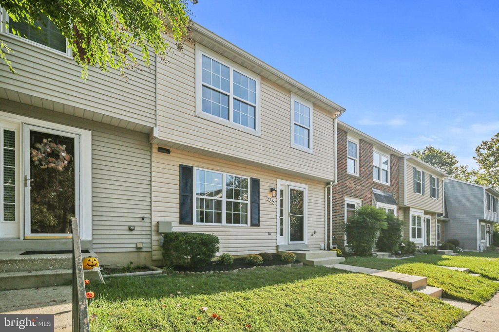Photo of 4756 Hallowed Stream, ELLICOTT CITY, MD 21042 (MLS # MDHW2058728)