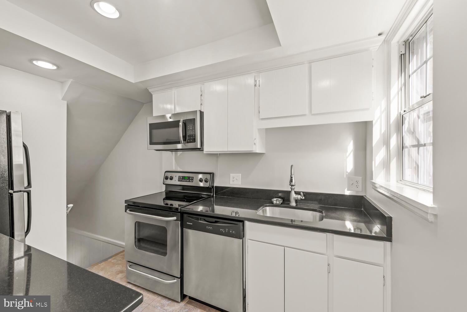 FAIRLINGTON - Residential