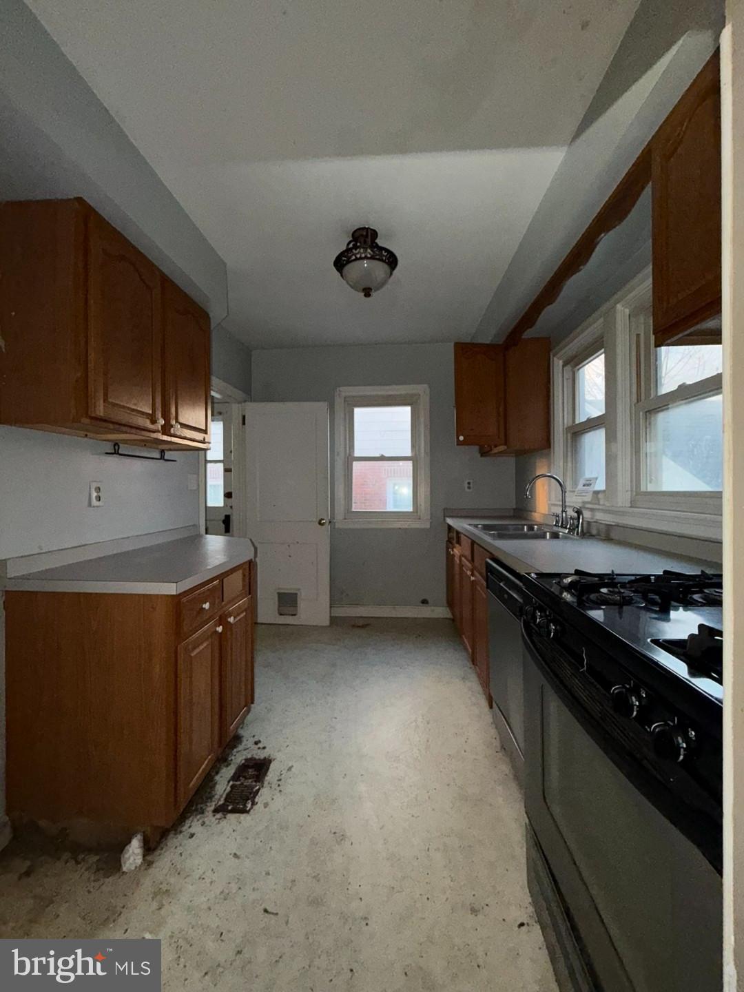 RISING SUN - Residential