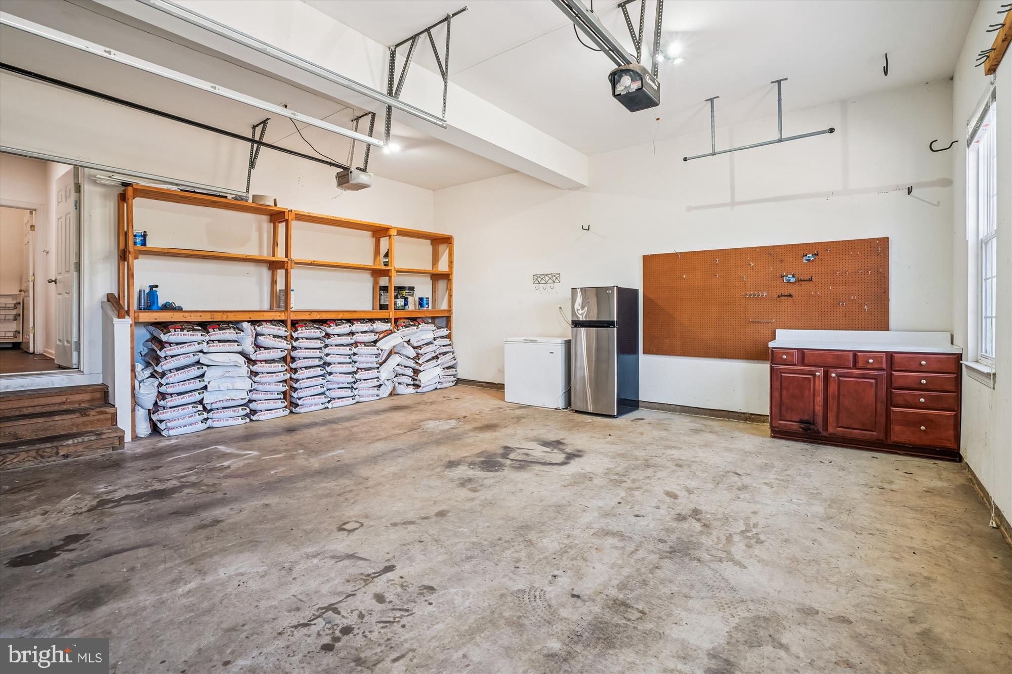 CHRISTY FARM - Residential Lease