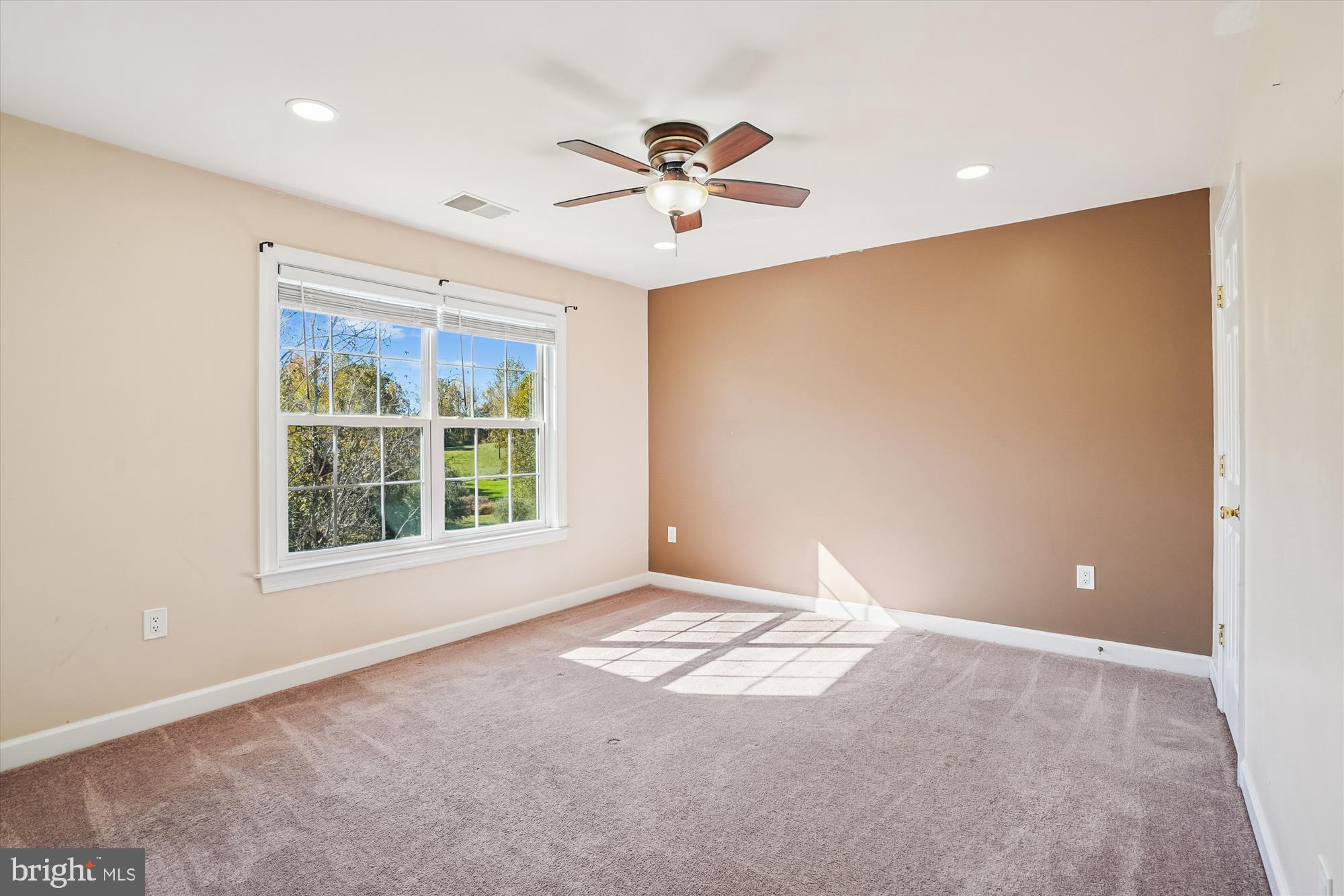 CHRISTY FARM - Residential Lease