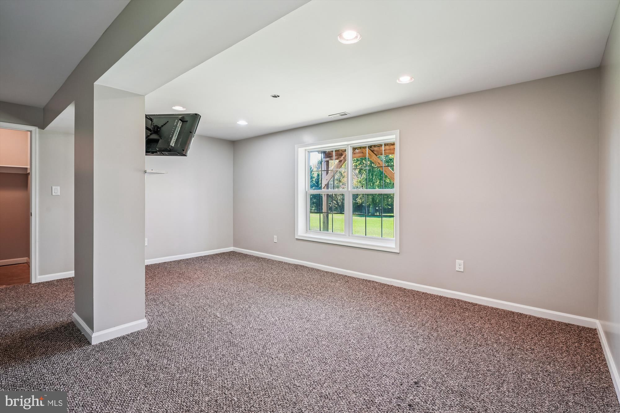 CHRISTY FARM - Residential Lease