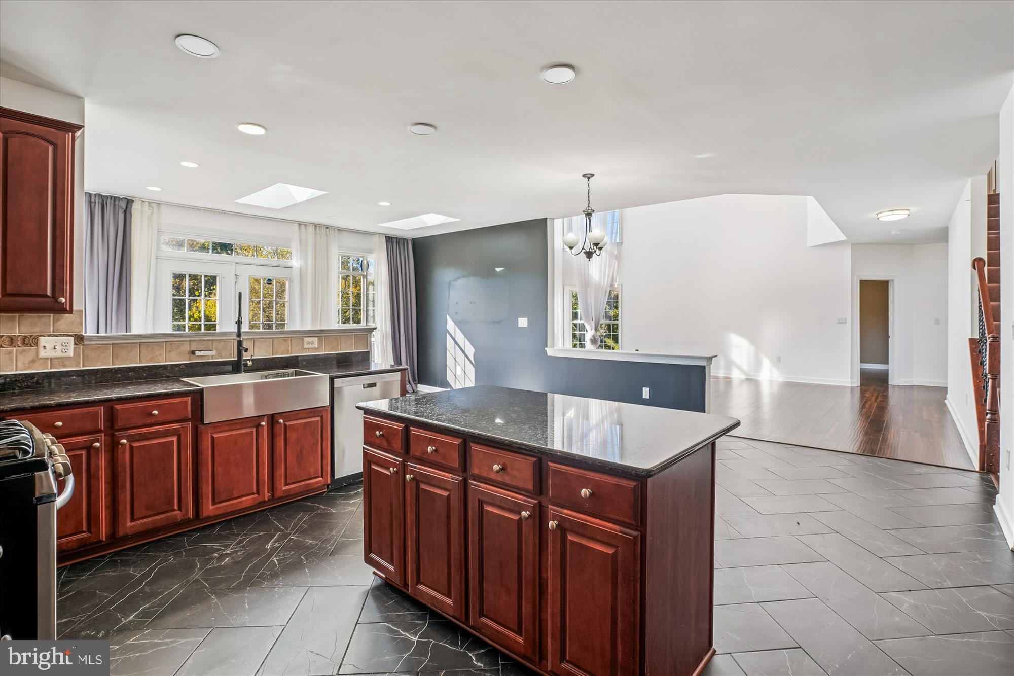 CHRISTY FARM - Residential Lease