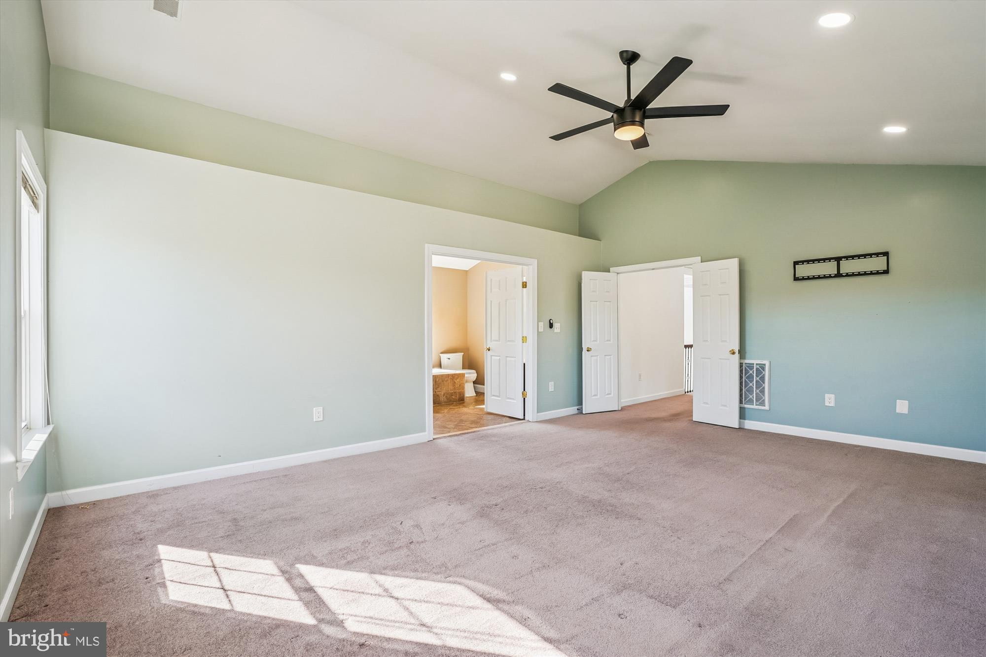 CHRISTY FARM - Residential Lease