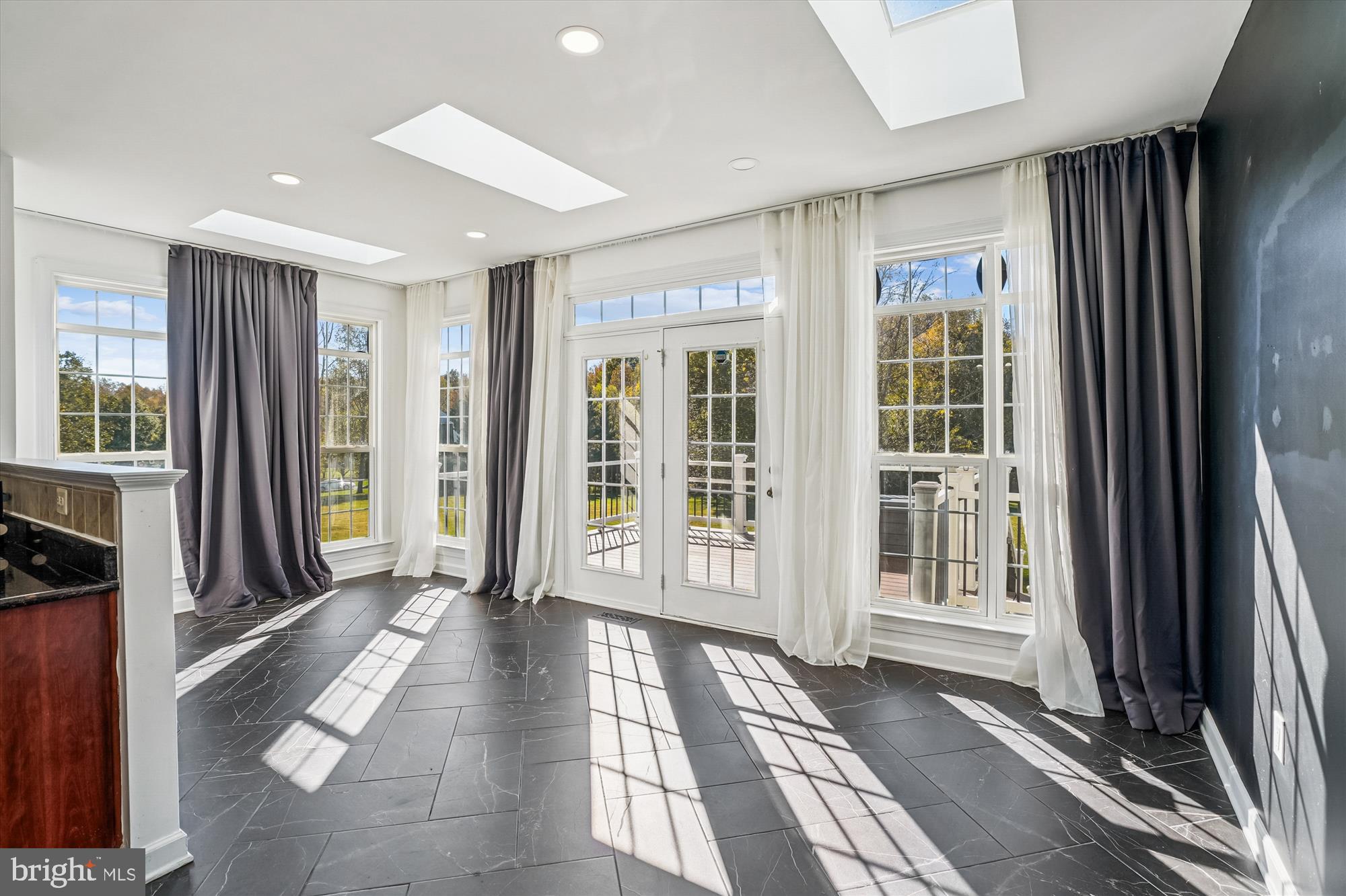 CHRISTY FARM - Residential Lease