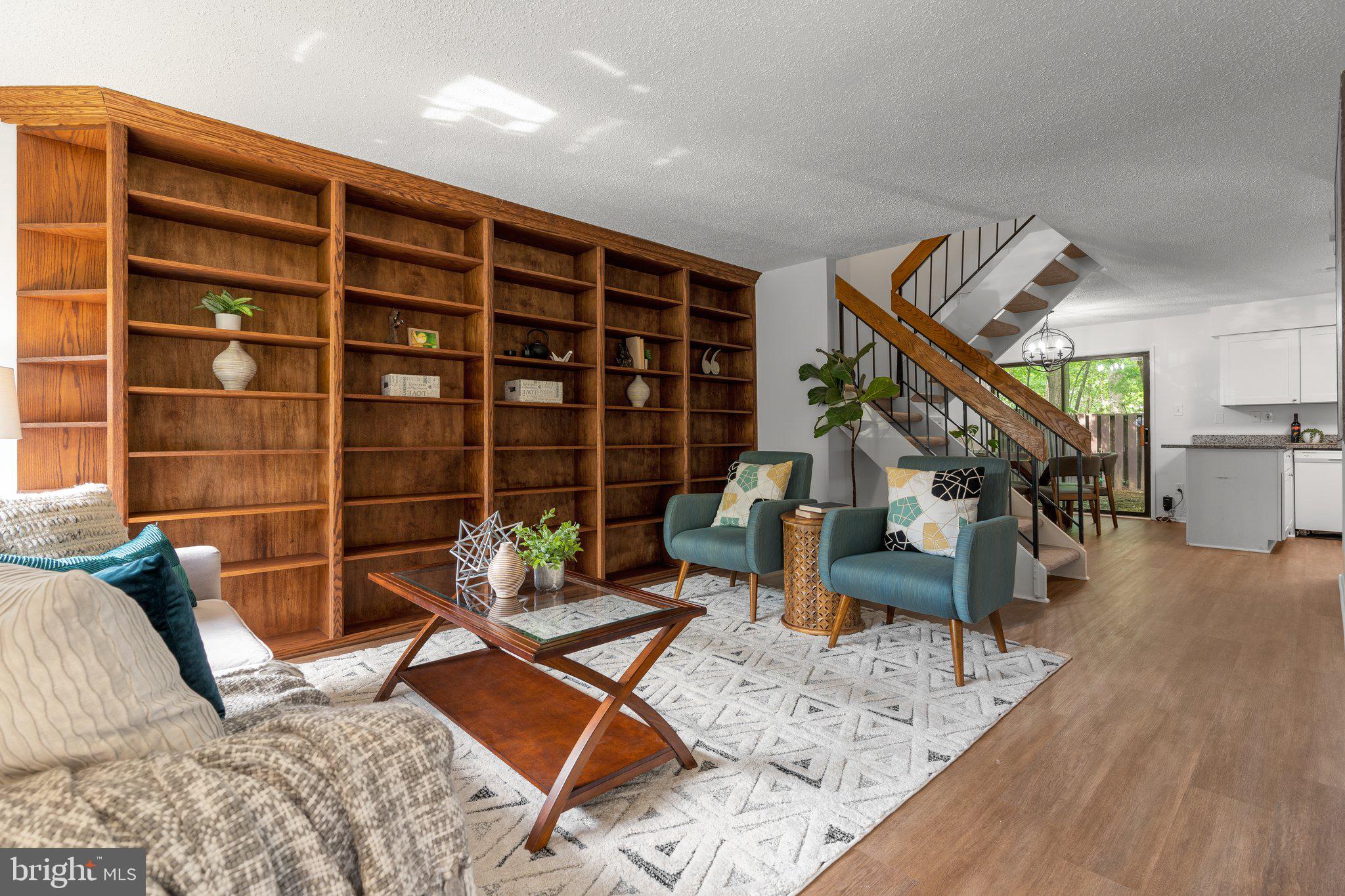 RESTON - Residential