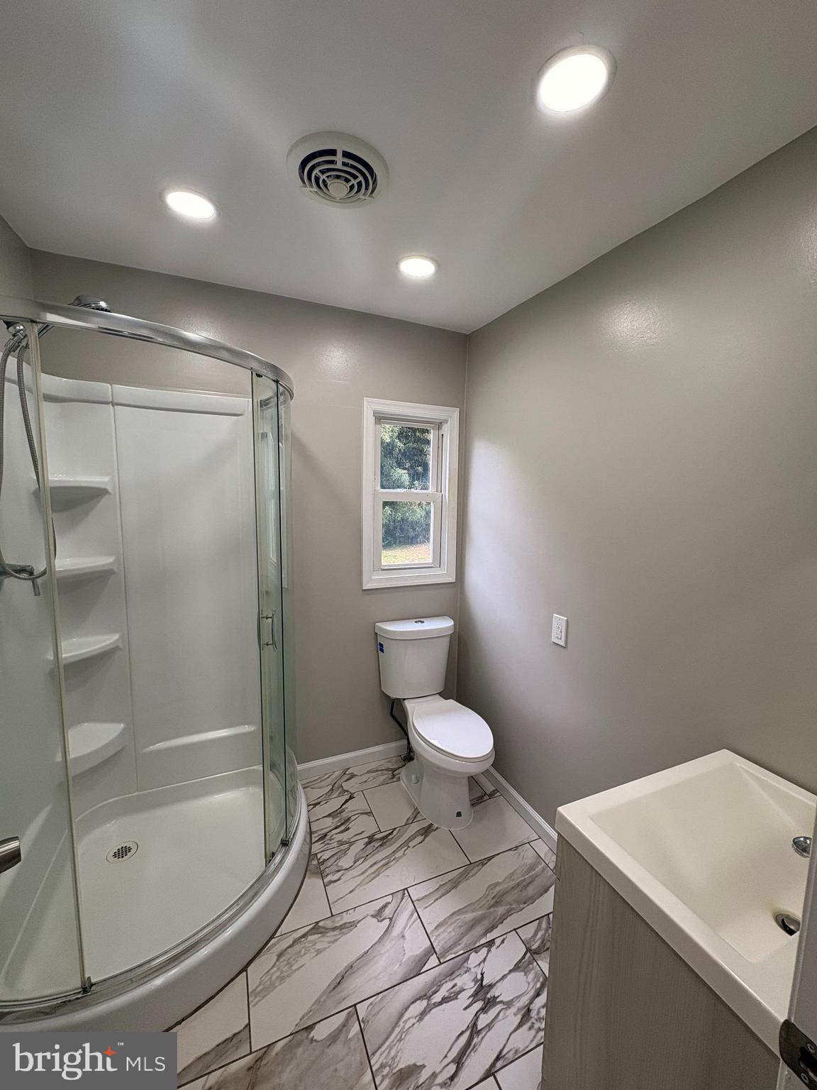 HENLEY'S PARK - Residential