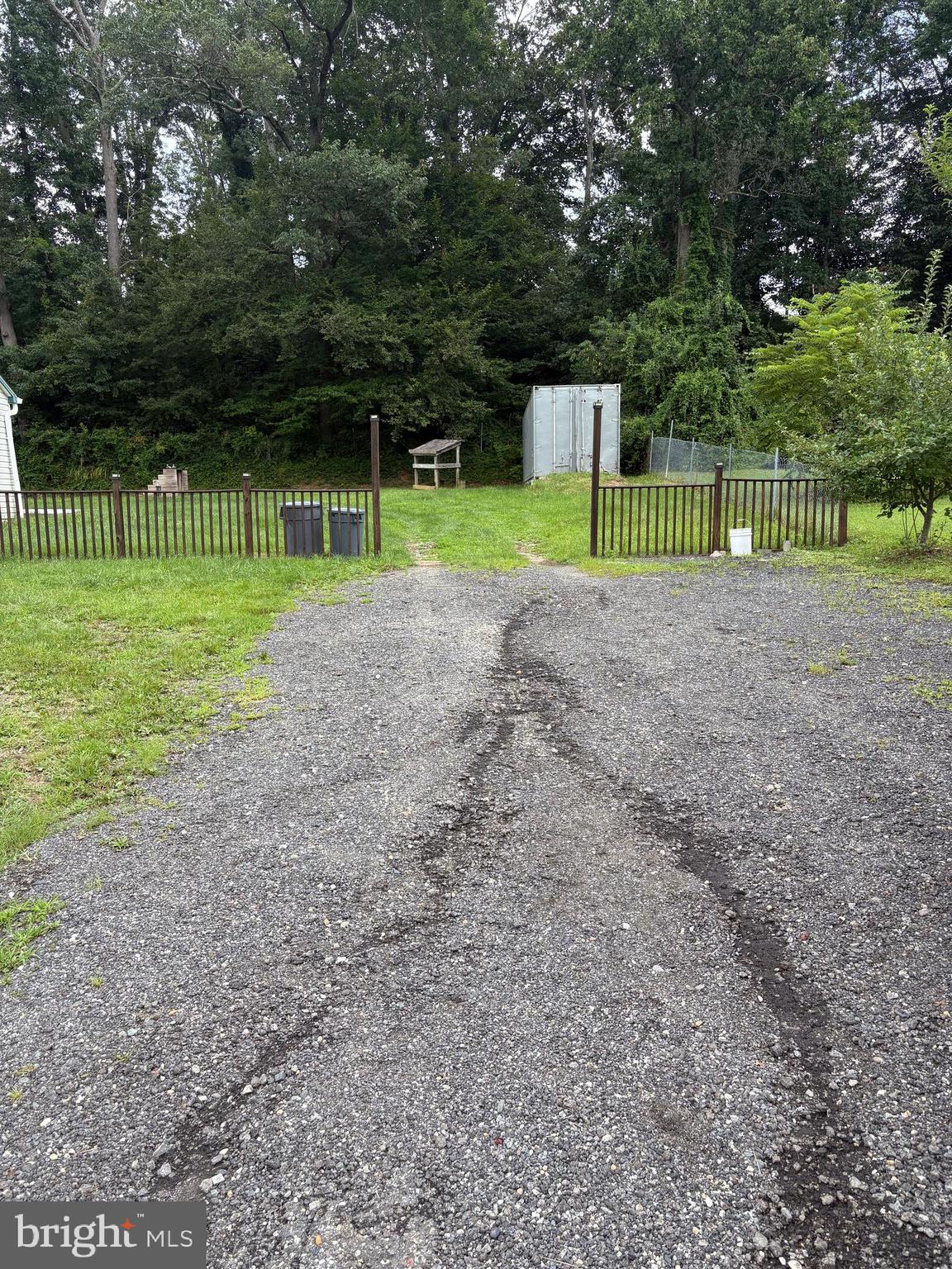 HENLEY'S PARK - Residential