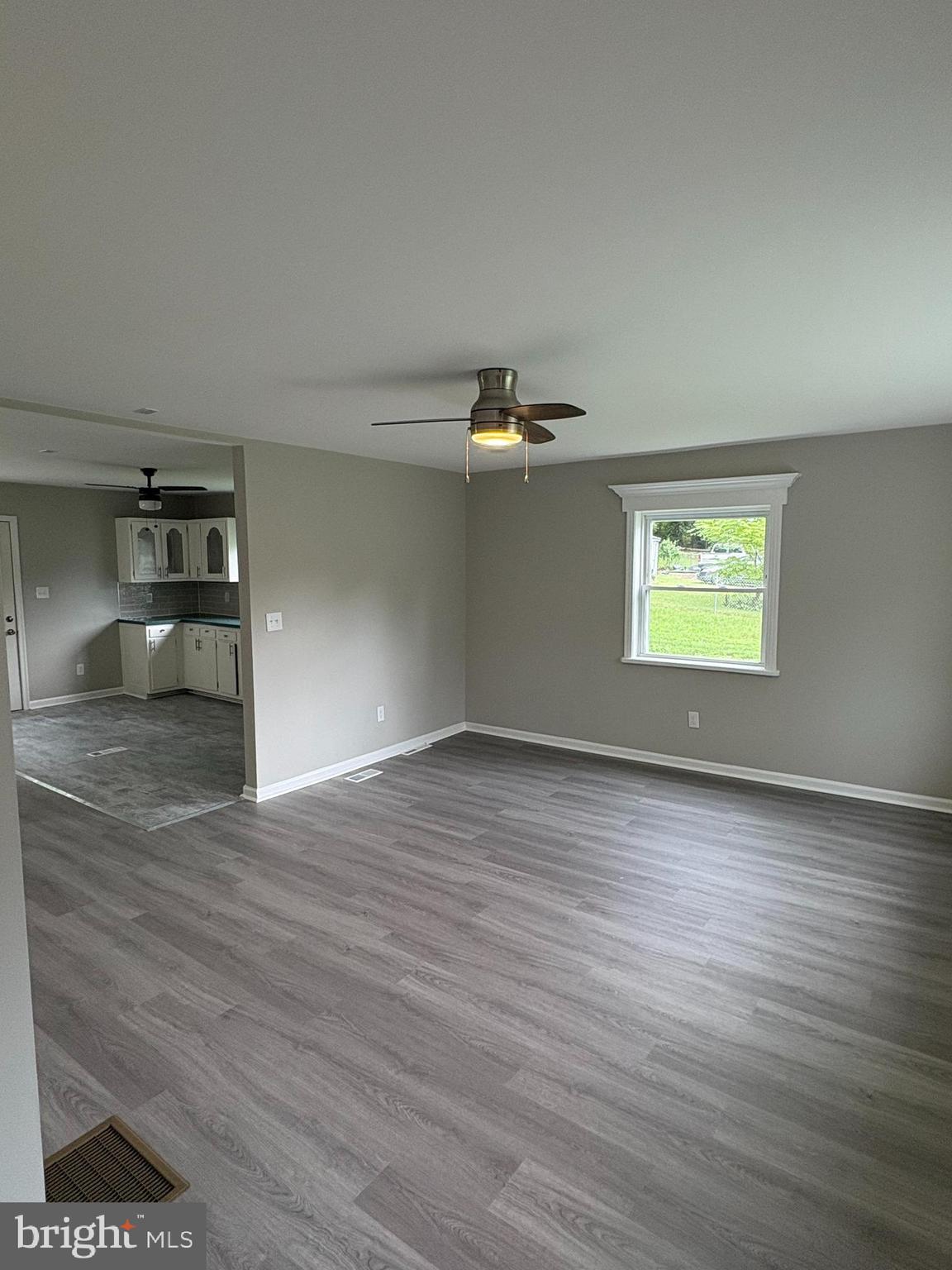 HENLEY'S PARK - Residential