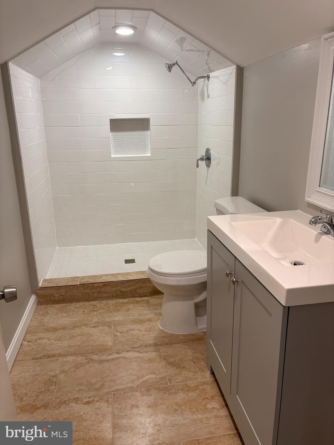 HENLEY'S PARK - Residential