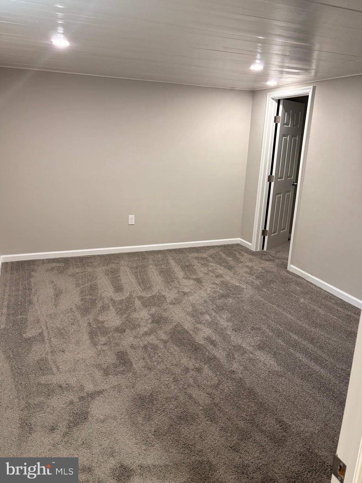 HENLEY'S PARK - Residential