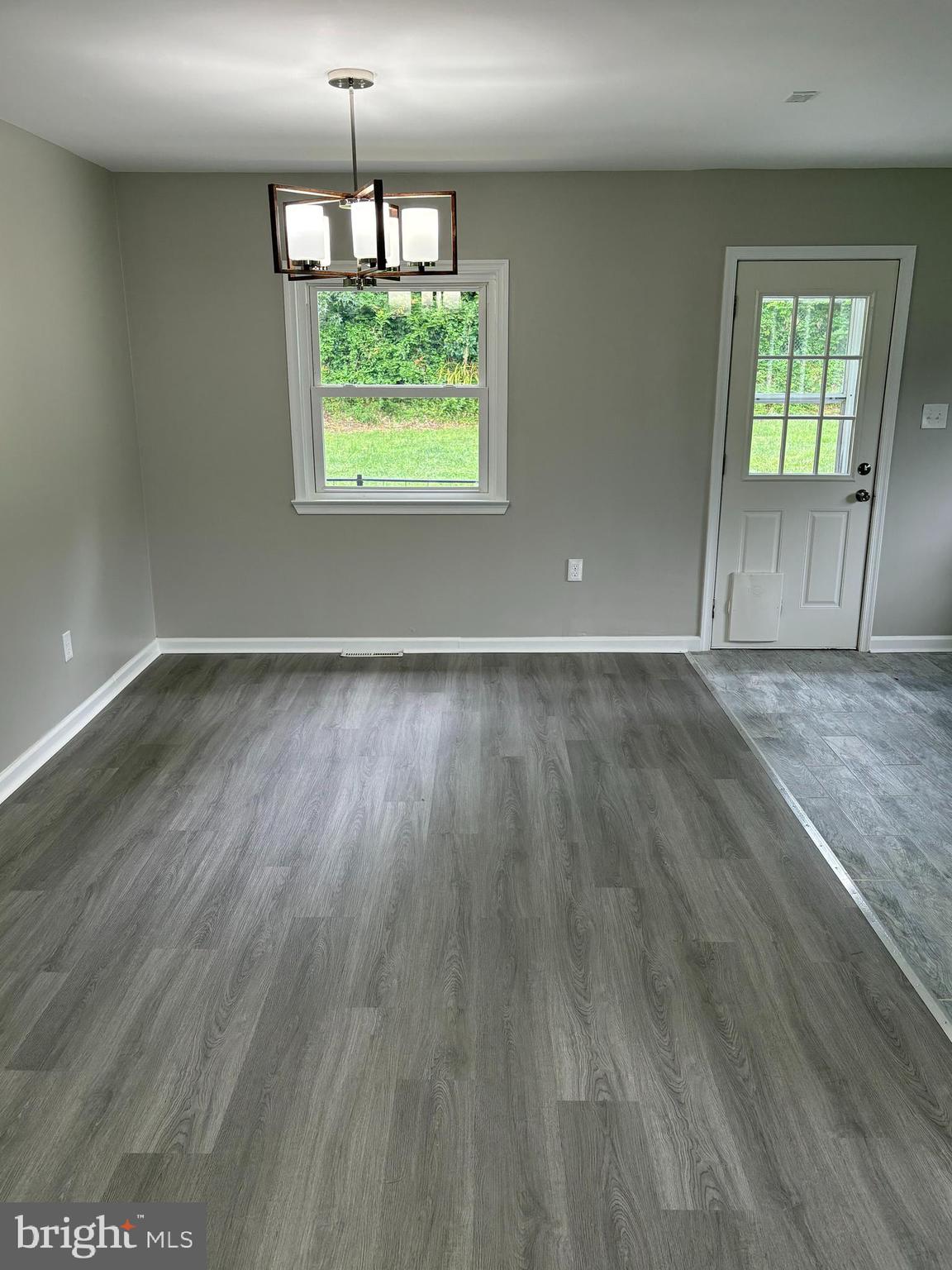 HENLEY'S PARK - Residential