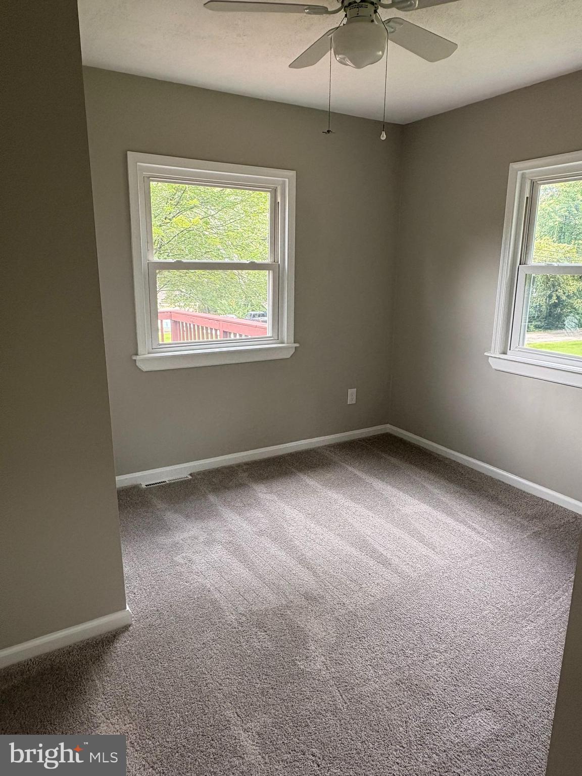 HENLEY'S PARK - Residential