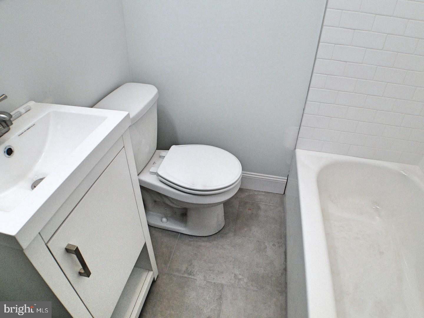 POINT BREEZE - Residential