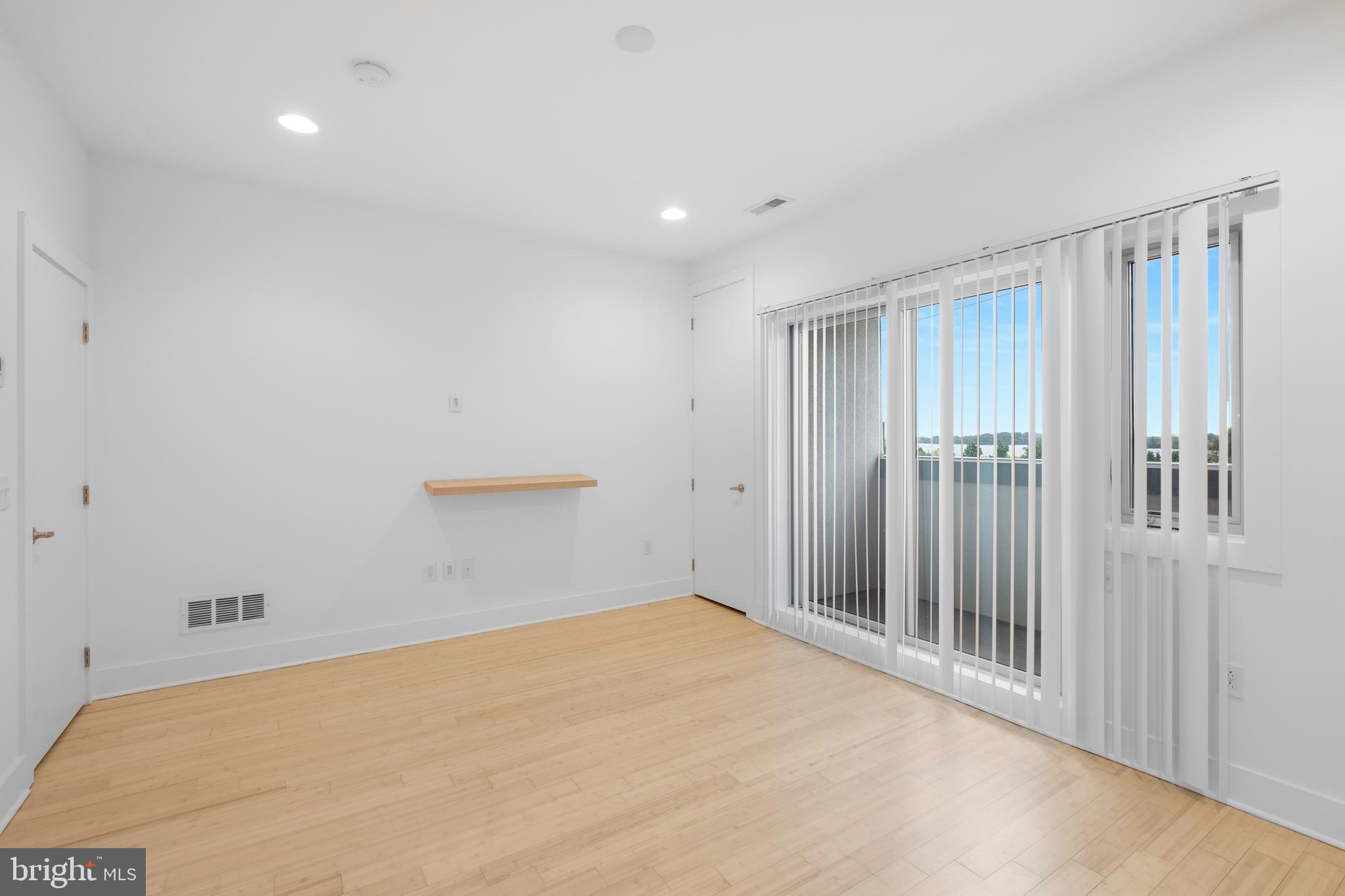 NORTHERN LIBERTIES - Residential Lease